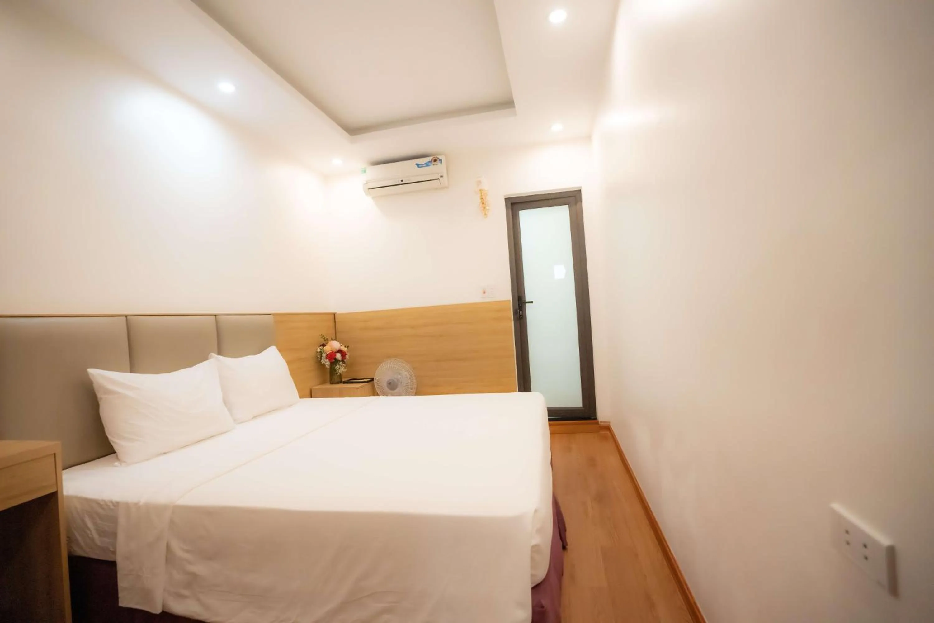 Bedroom, Bed in Vsana Vu Son Hotel