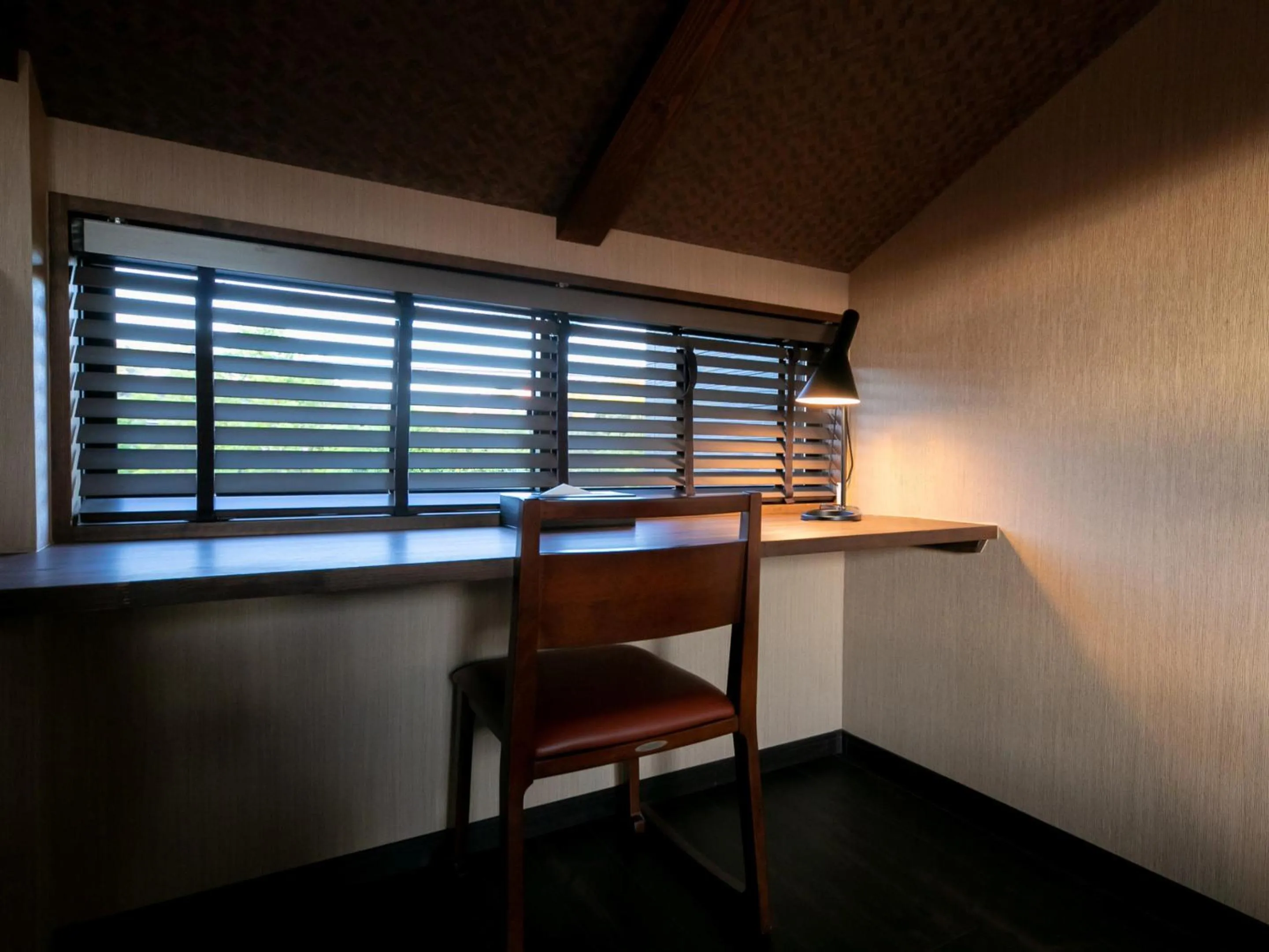 Seating area in Yumotoan Kiyohime