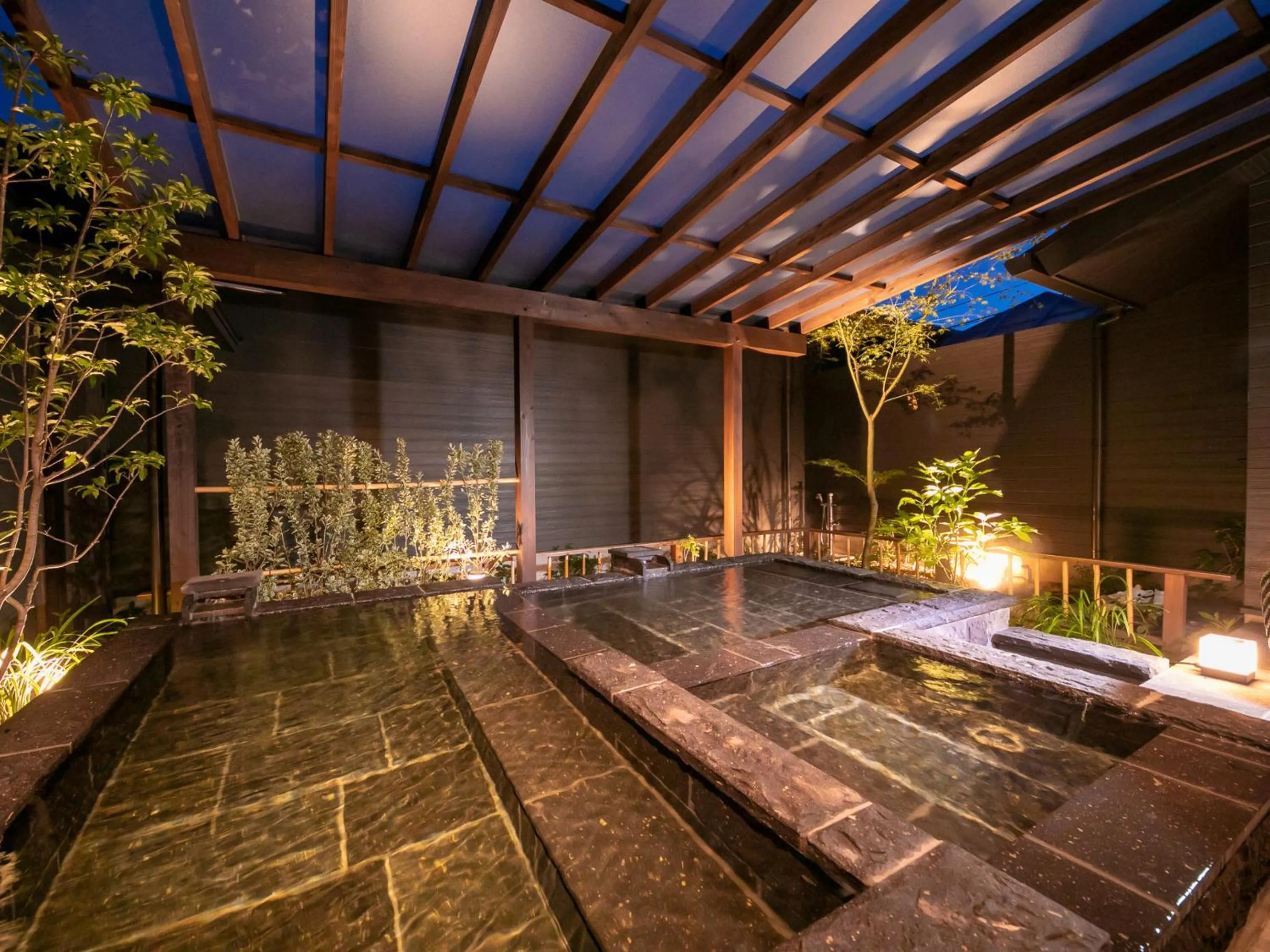 Open Air Bath in Yumotoan Kiyohime