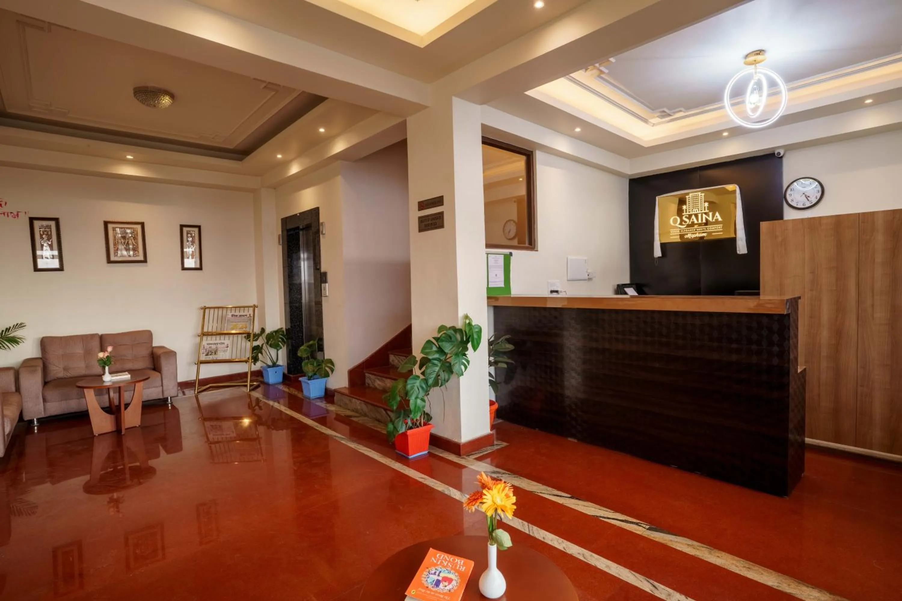 Lobby or reception in Q SAINA Mapham