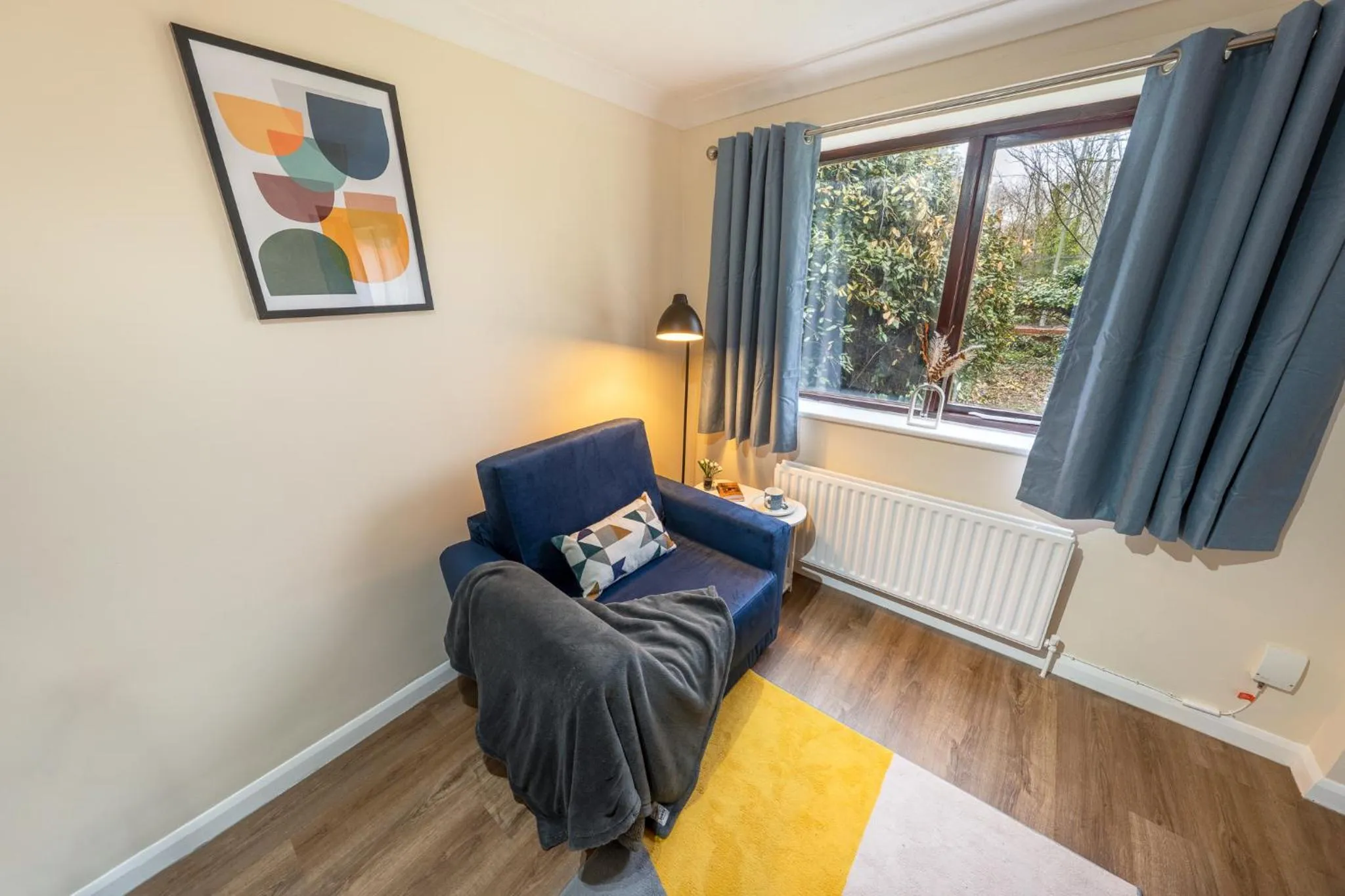 Living room in Grange Studio Apartment - Heathrow