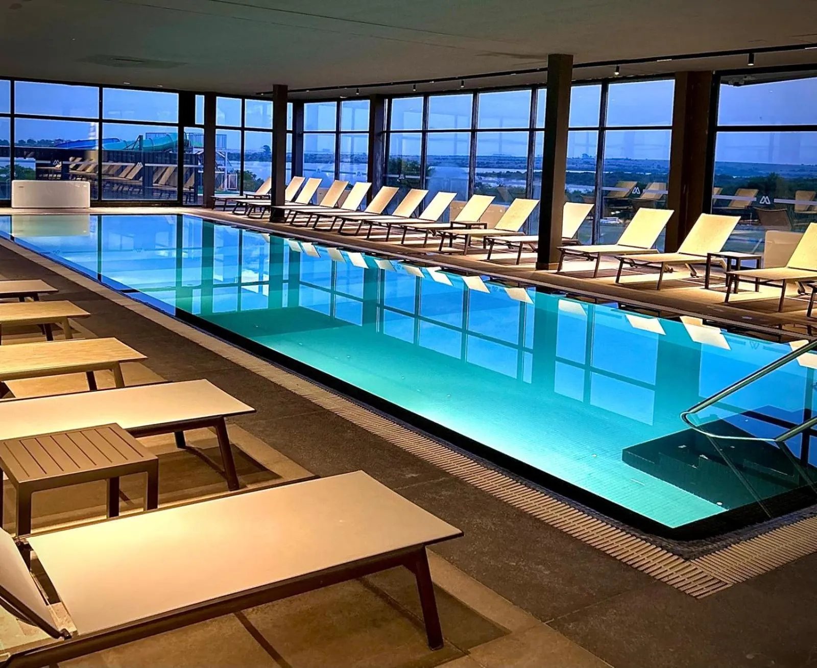 Swimming pool in Midland Hotel & Resort All Inclusive