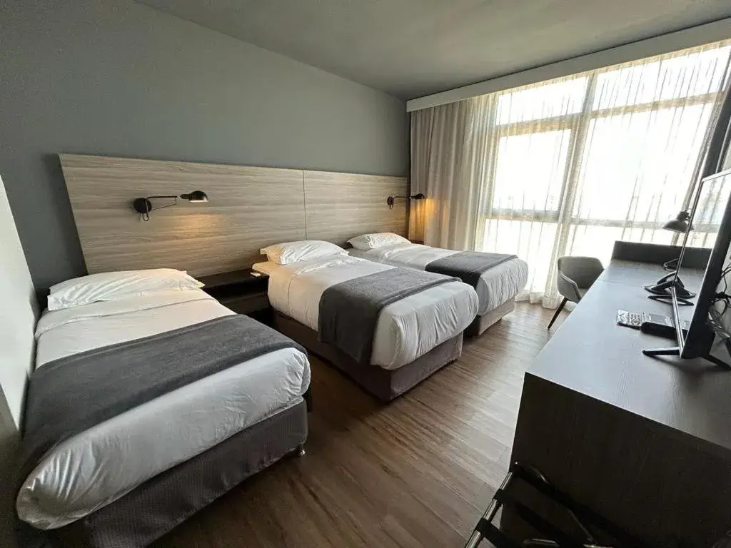 Superior Triple Room in Midland Hotel & Resort All Inclusive Superior Triple Room in Midland Hotel & Resort All Inclusive