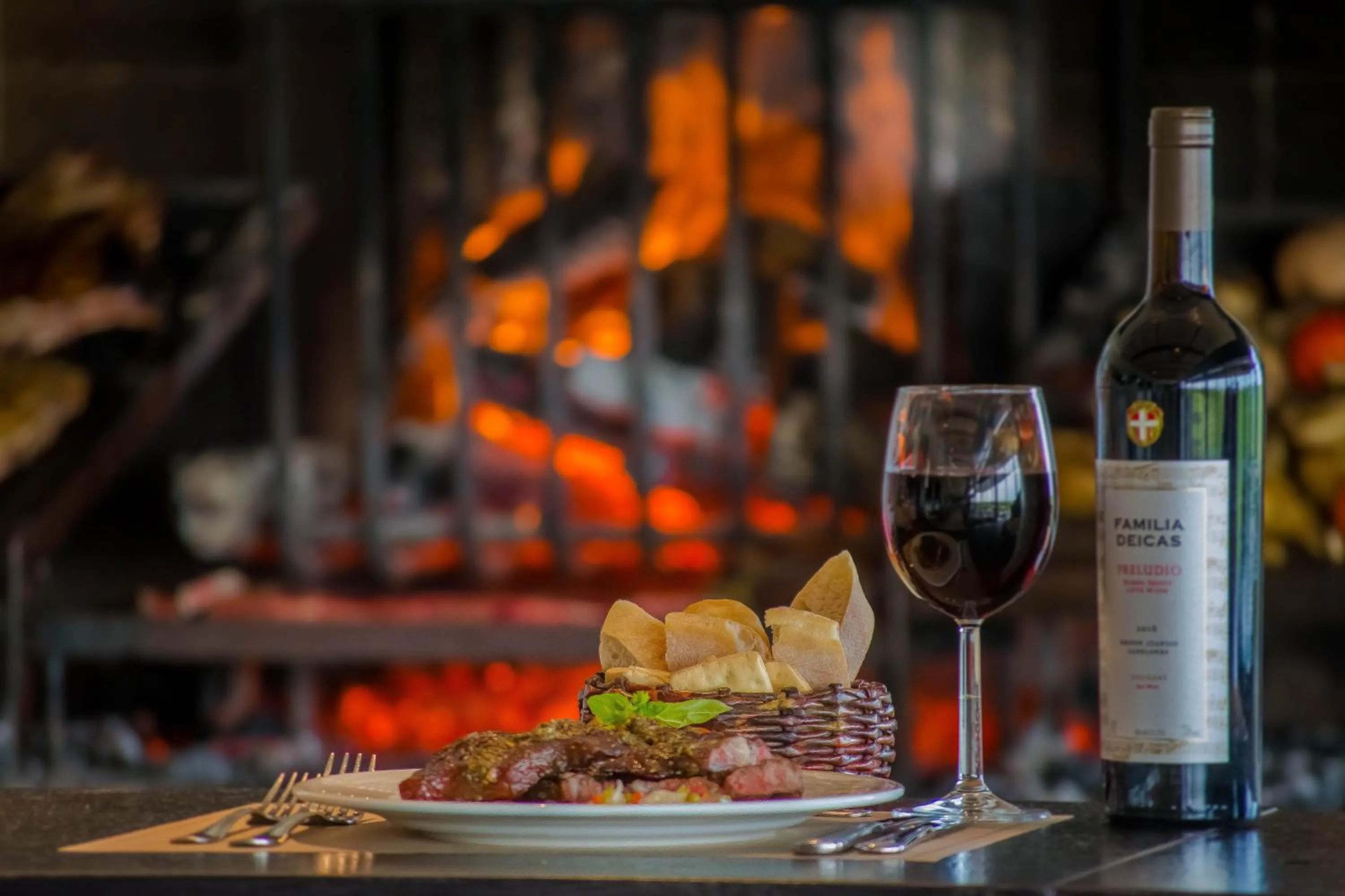 Restaurant/places to eat in Midland Hotel & Resort All Inclusive