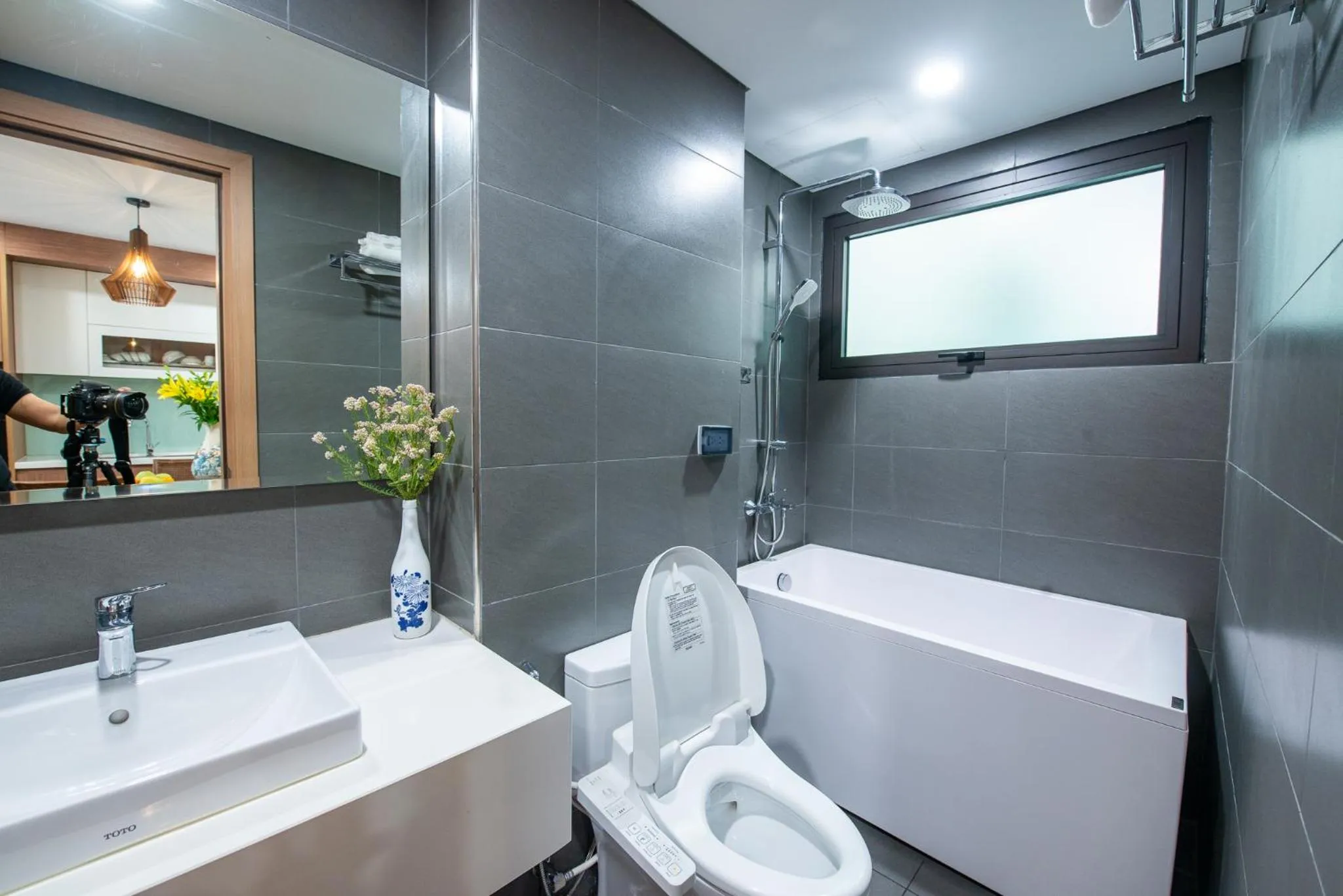 Shower in J'ADORE APARTMENT