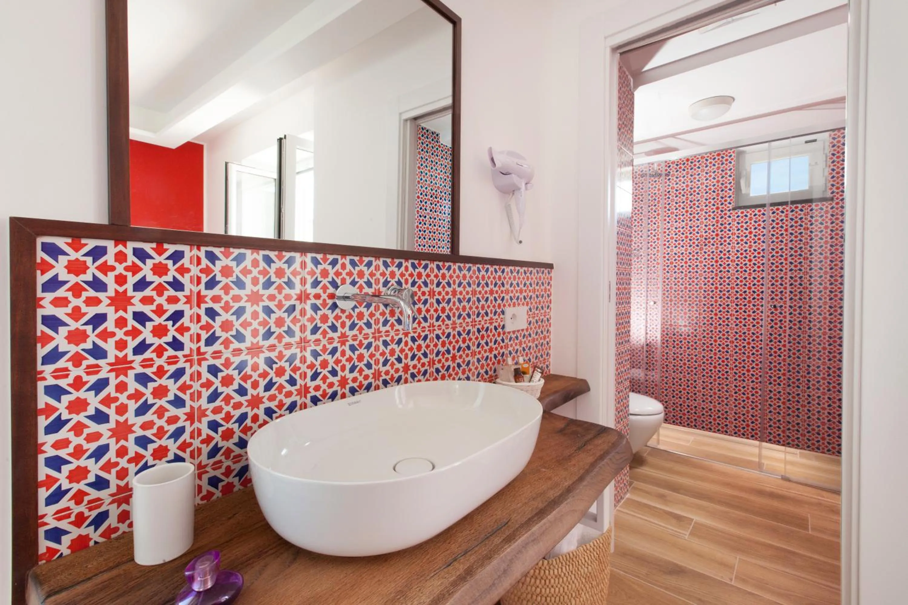 Shower in YourHome - Relais Loggia Li Galli