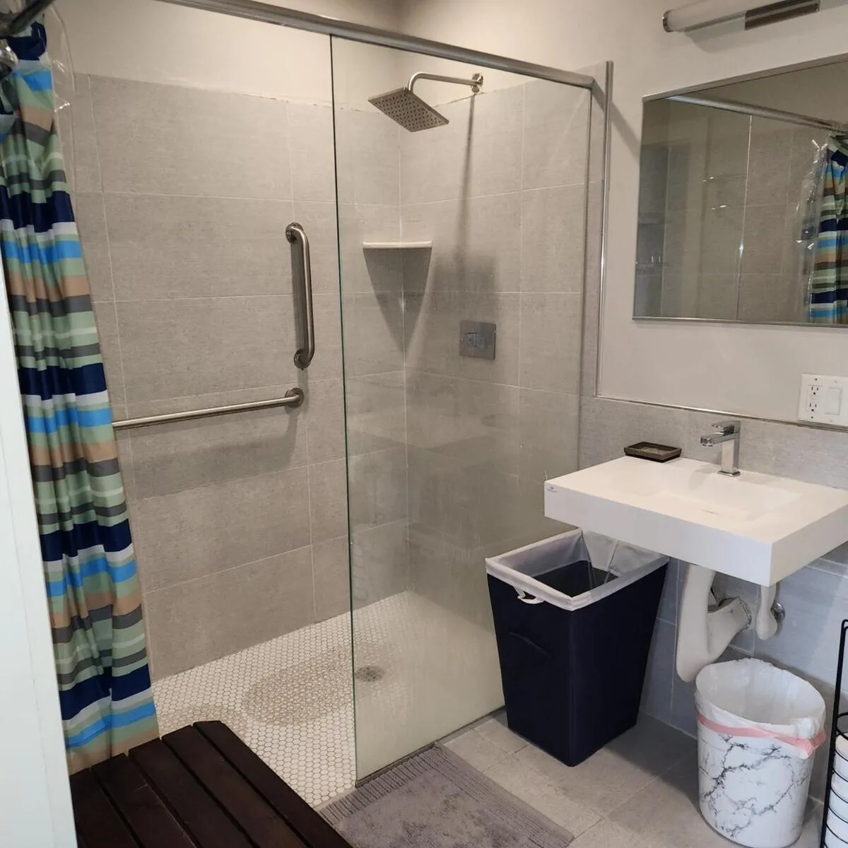 Bathroom in Beacon Hotel