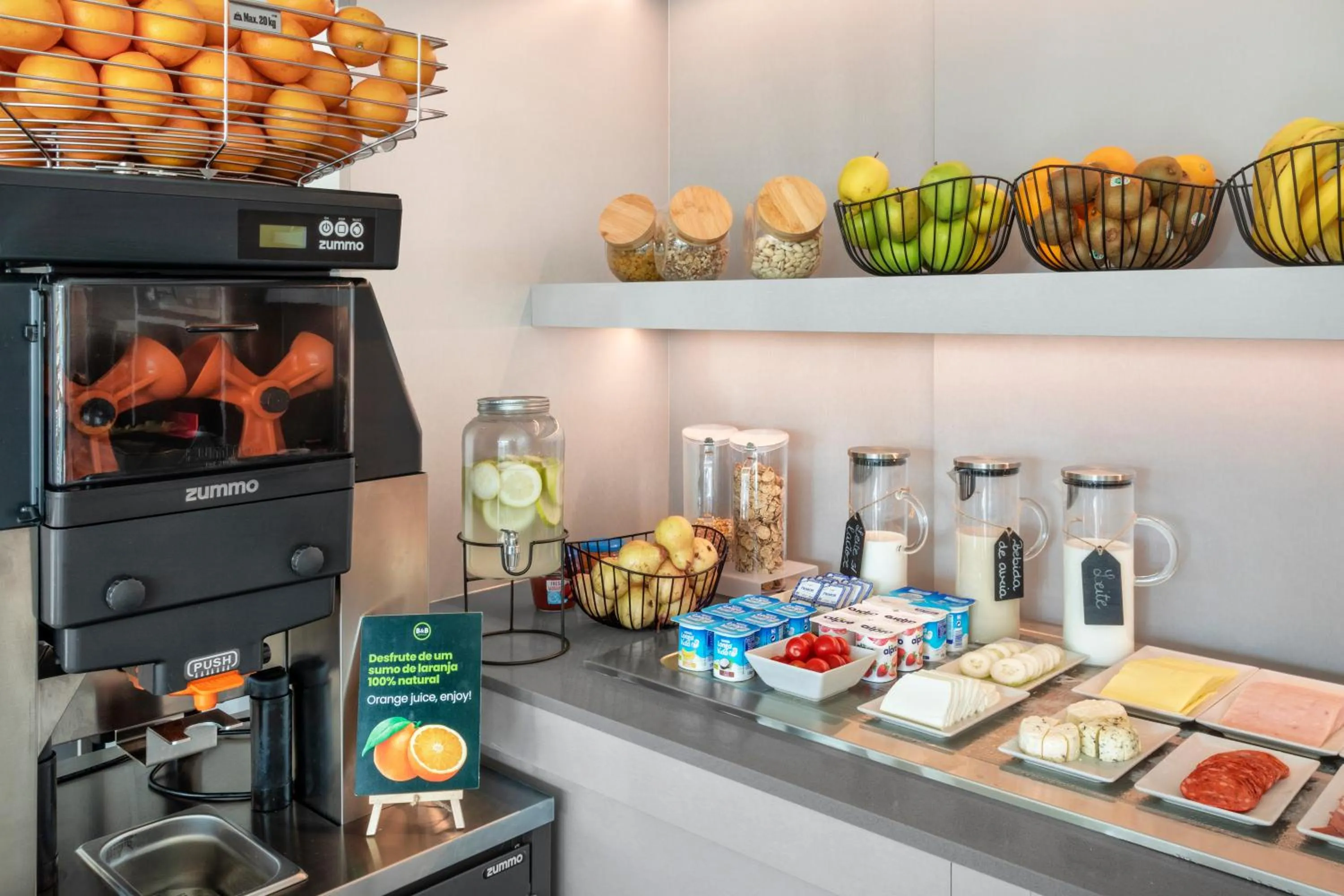 Breakfast in B&B HOTEL Guimarães