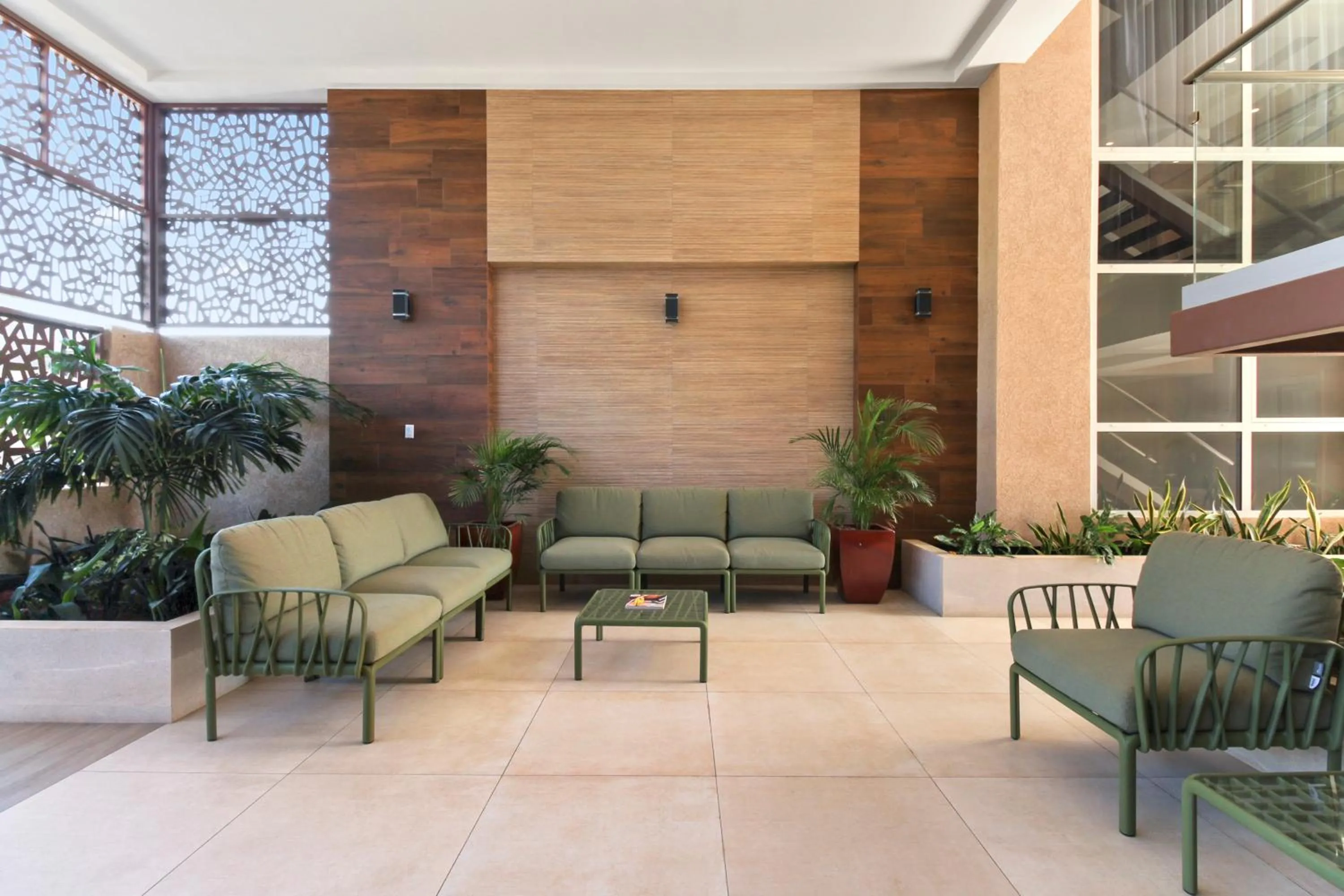 Lobby or reception in Bocobay Aracari Condos