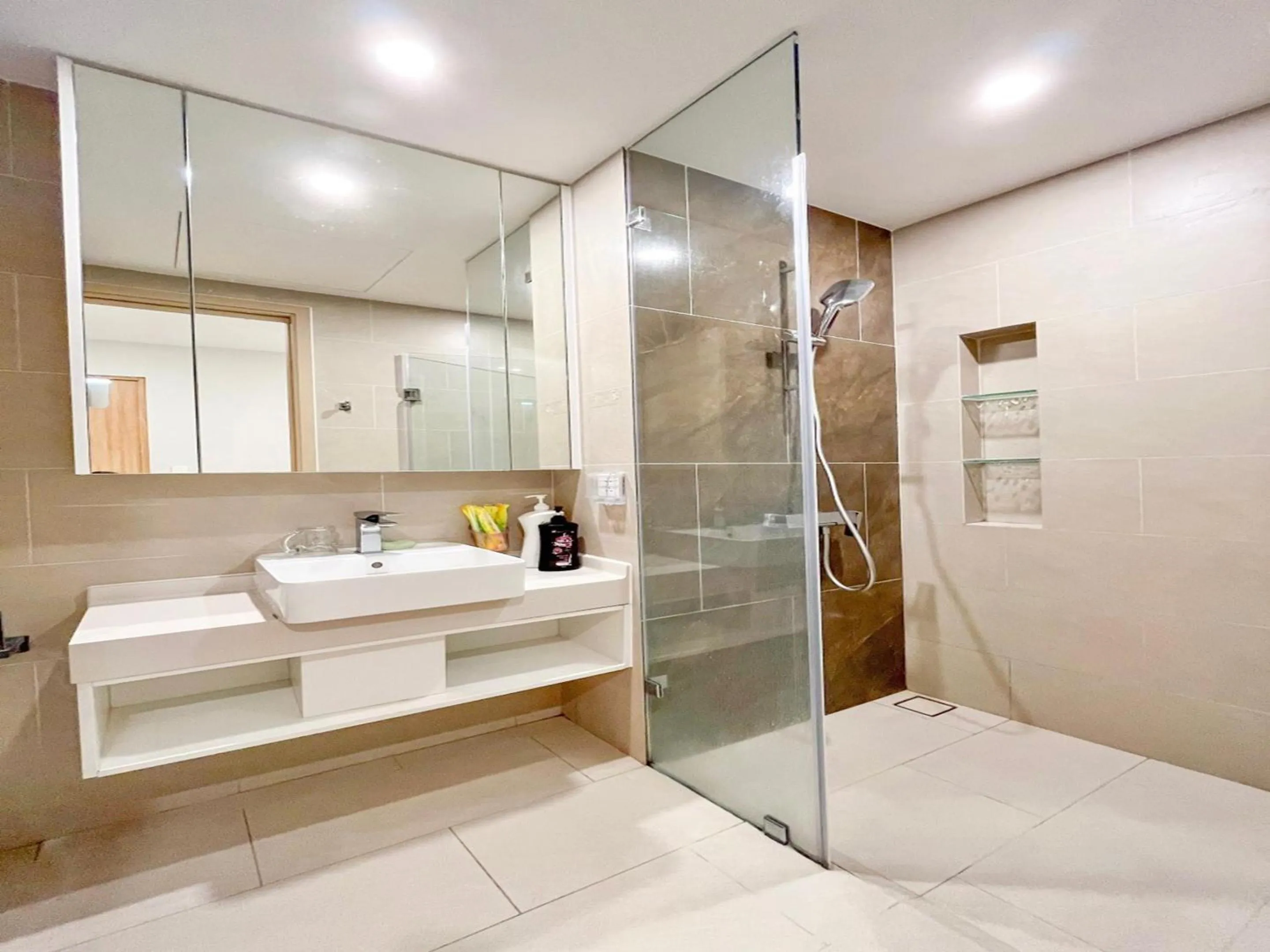 Shower, Bathroom in The Song Balcony Apartment Vung Tau