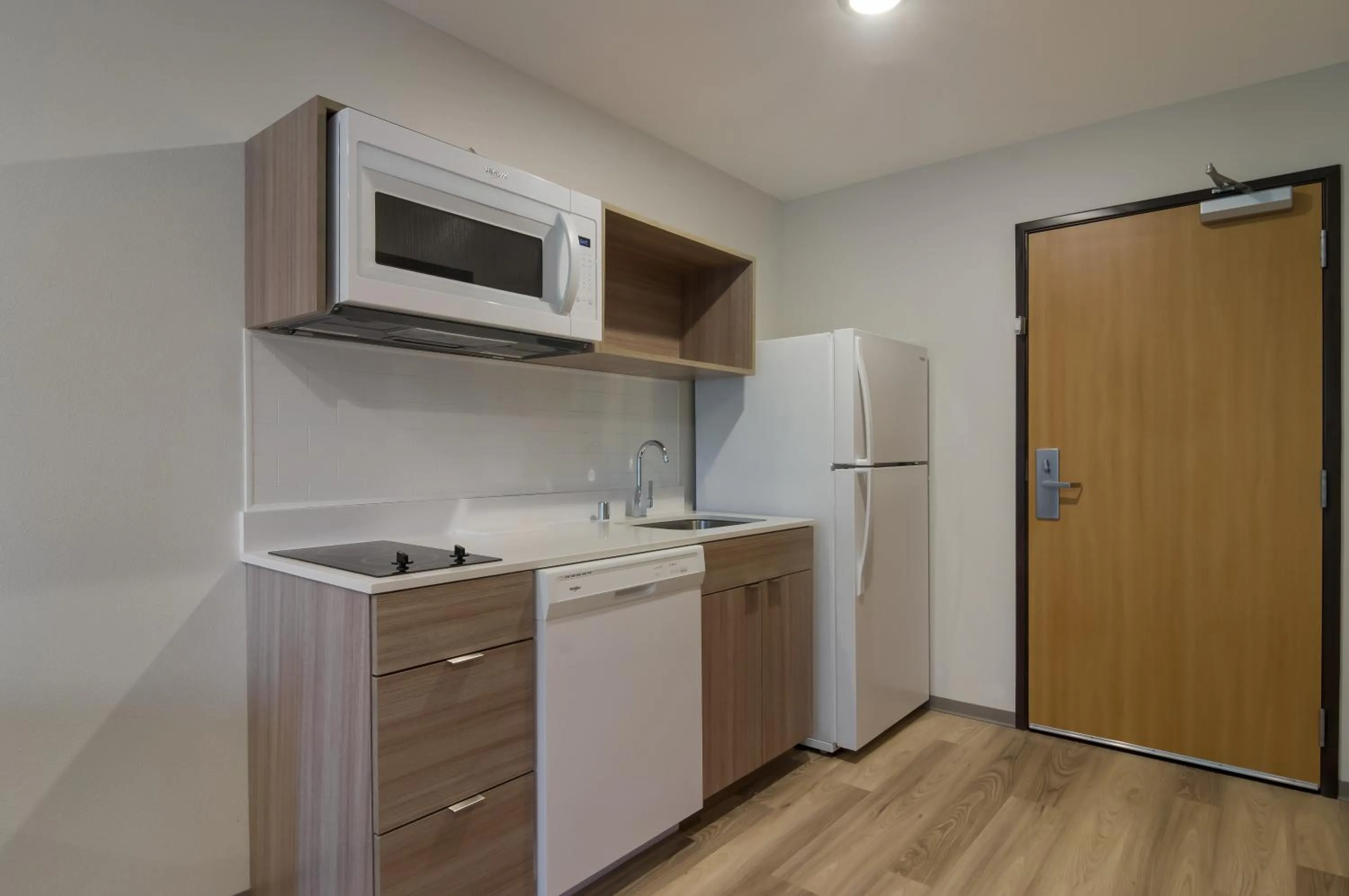 kitchen in WoodSpring Suites Olympia - Lacey