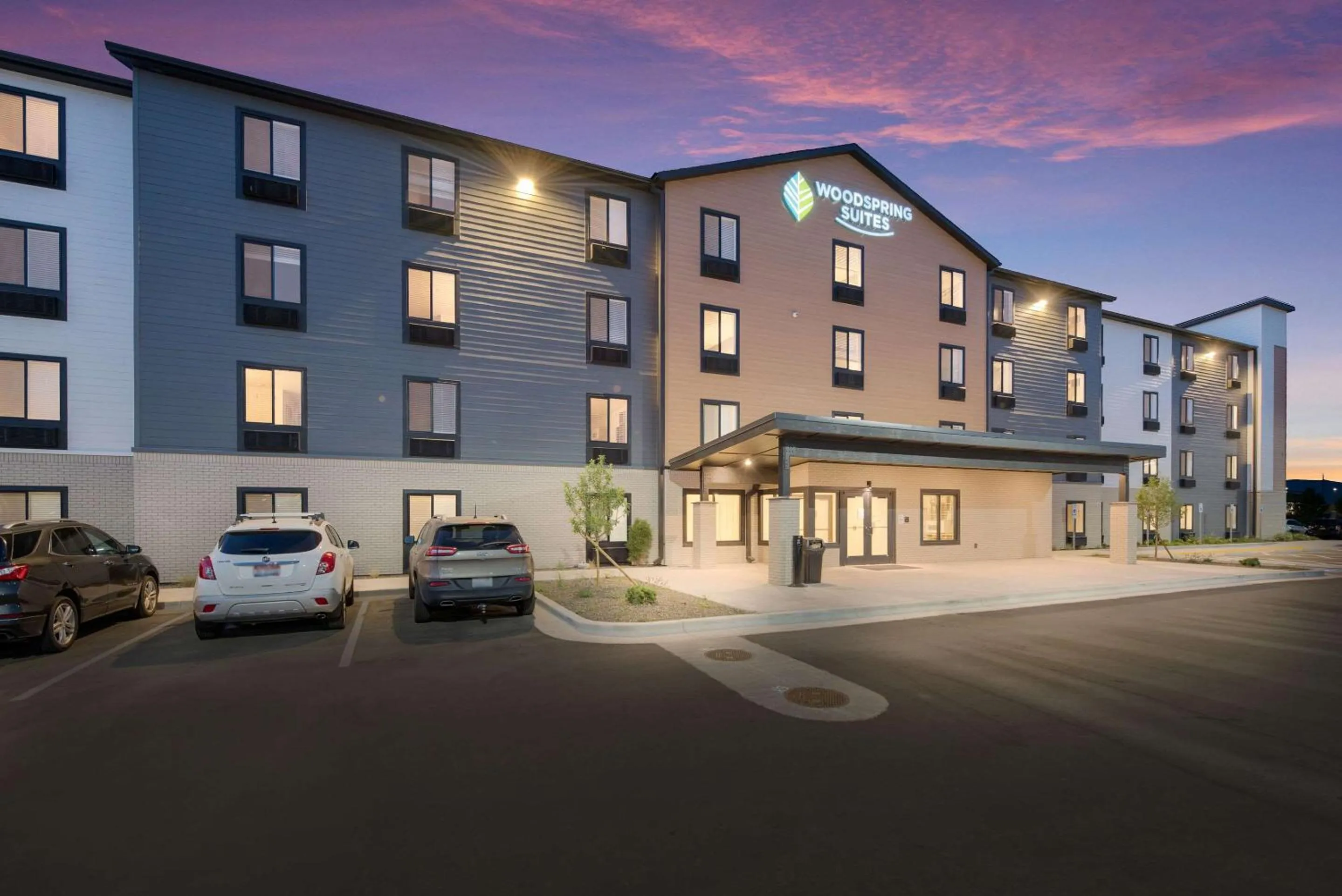 Property building in WoodSpring Suites Olympia - Lacey