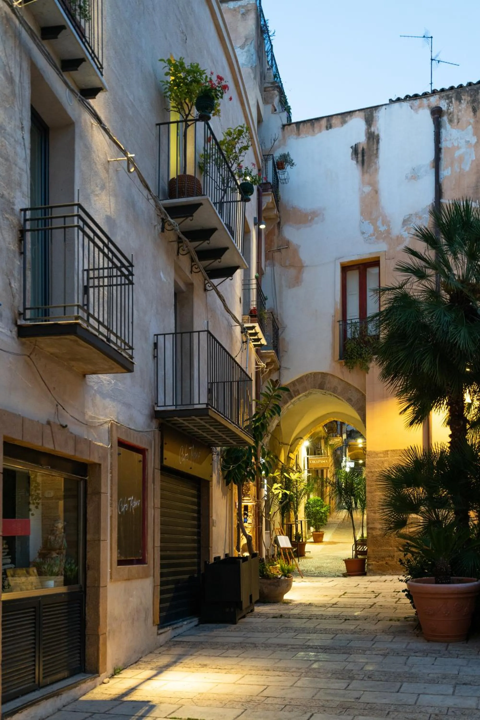 Property building in Sofi' Center Rooms