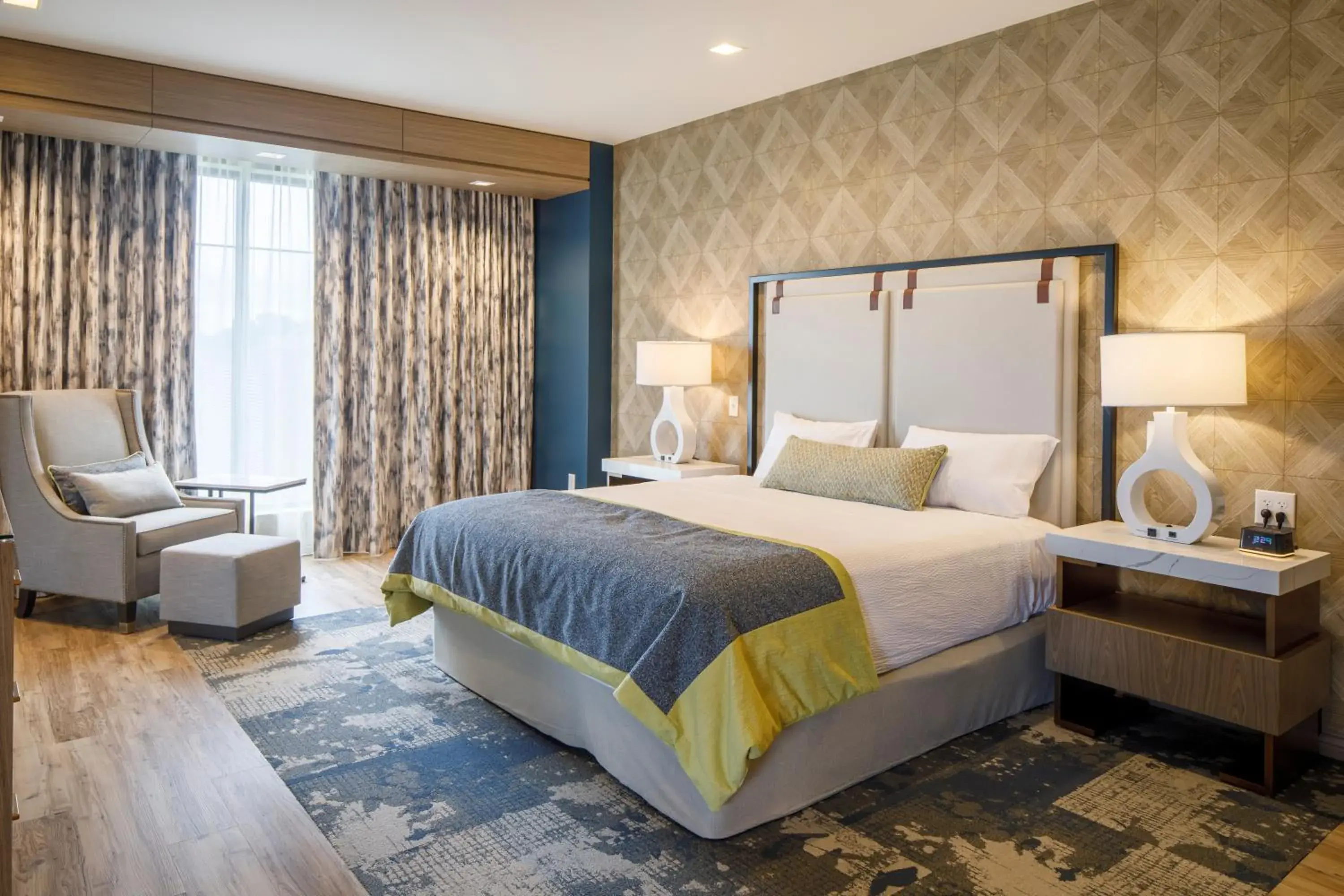 Superior Suite in Derby City Gaming & Hotel - A Churchill Downs Property Superior Suite in Derby City Gaming & Hotel - A Churchill Downs Property