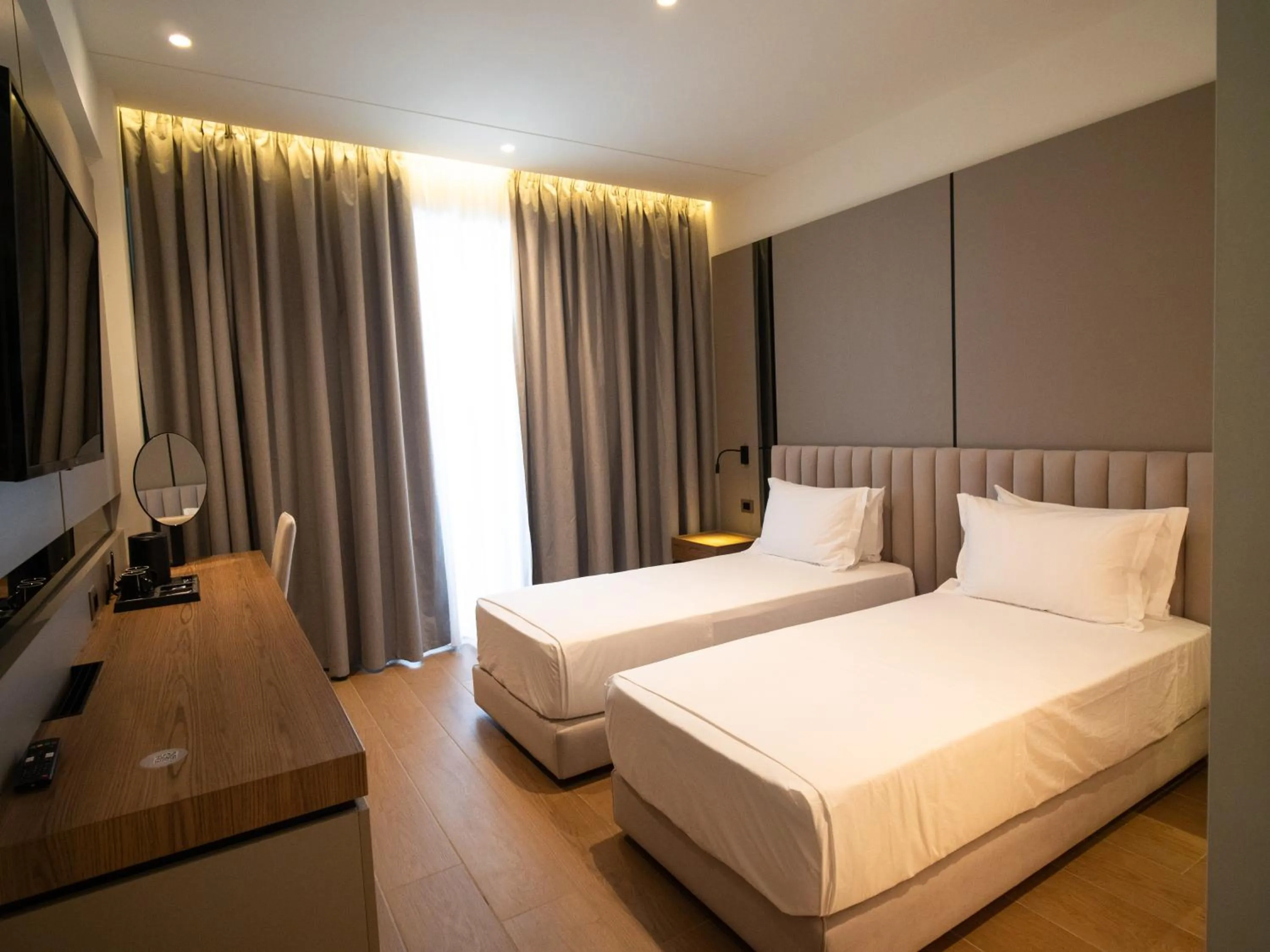 Twin Room with Pool and Sea View in JOST Caravel