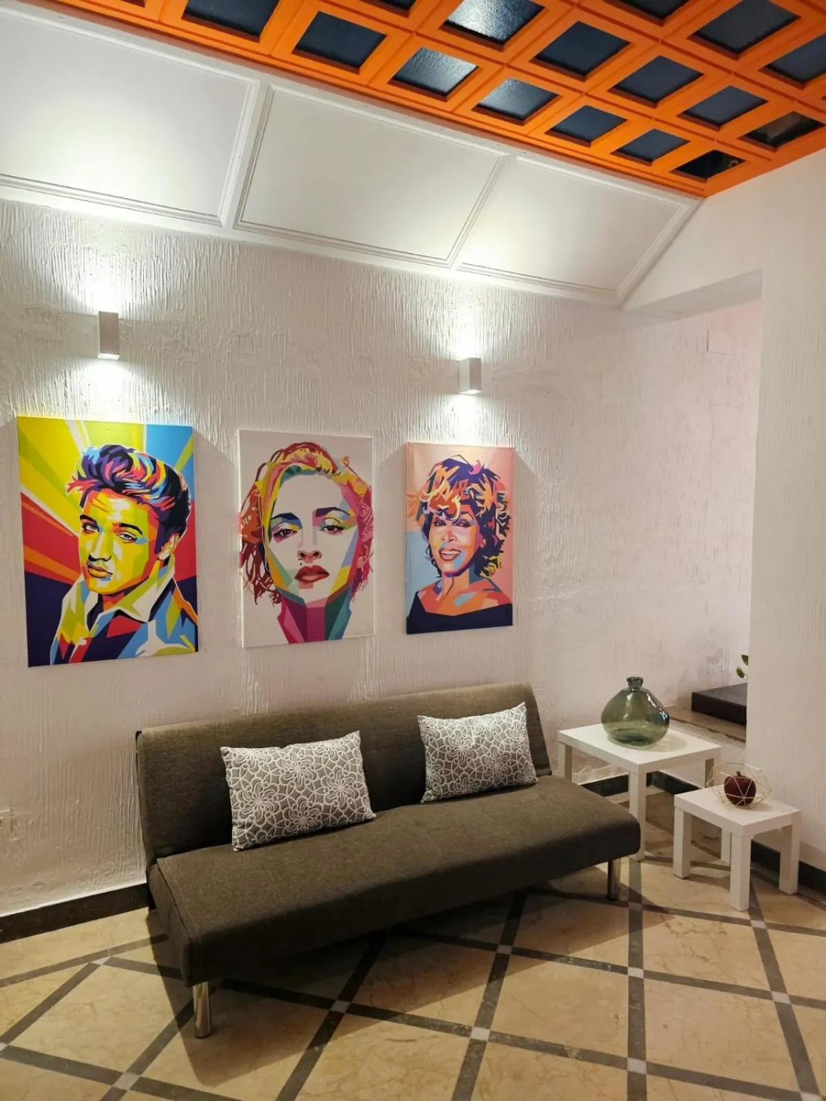 Decorative detail in Arc House Granada