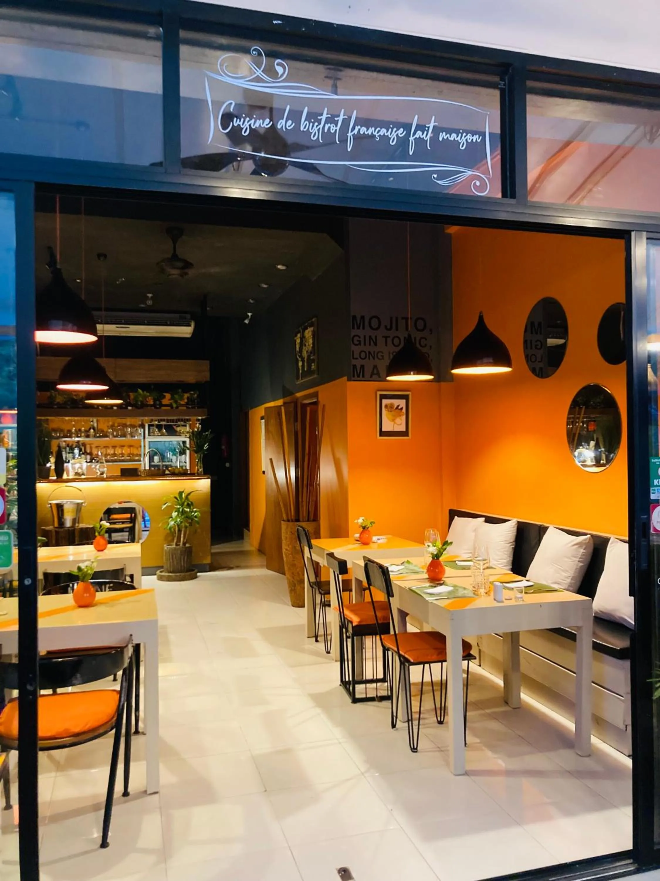 Restaurant/places to eat in Guest house Helene