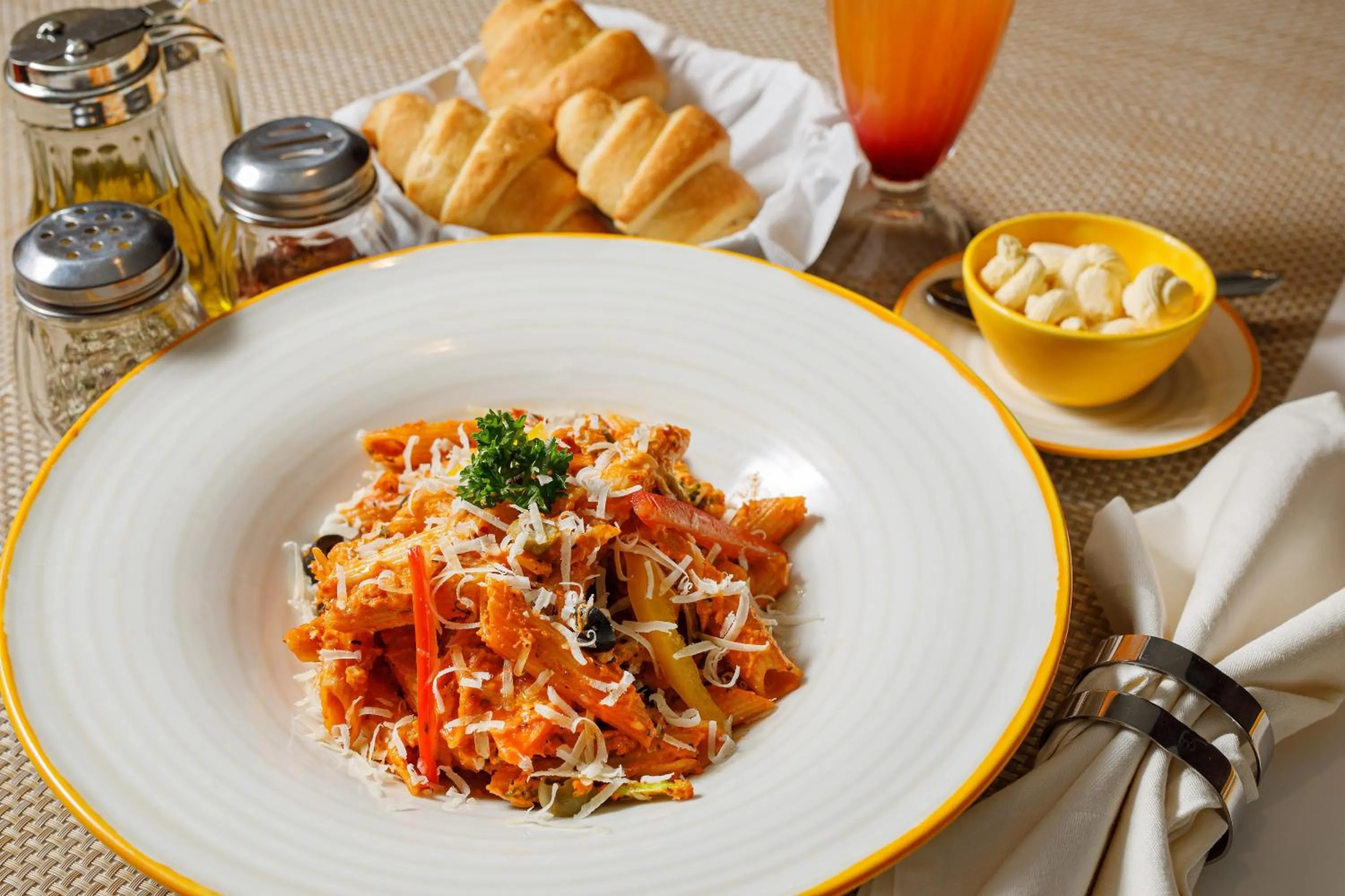 Continental breakfast in Ginger Noida Sector 133