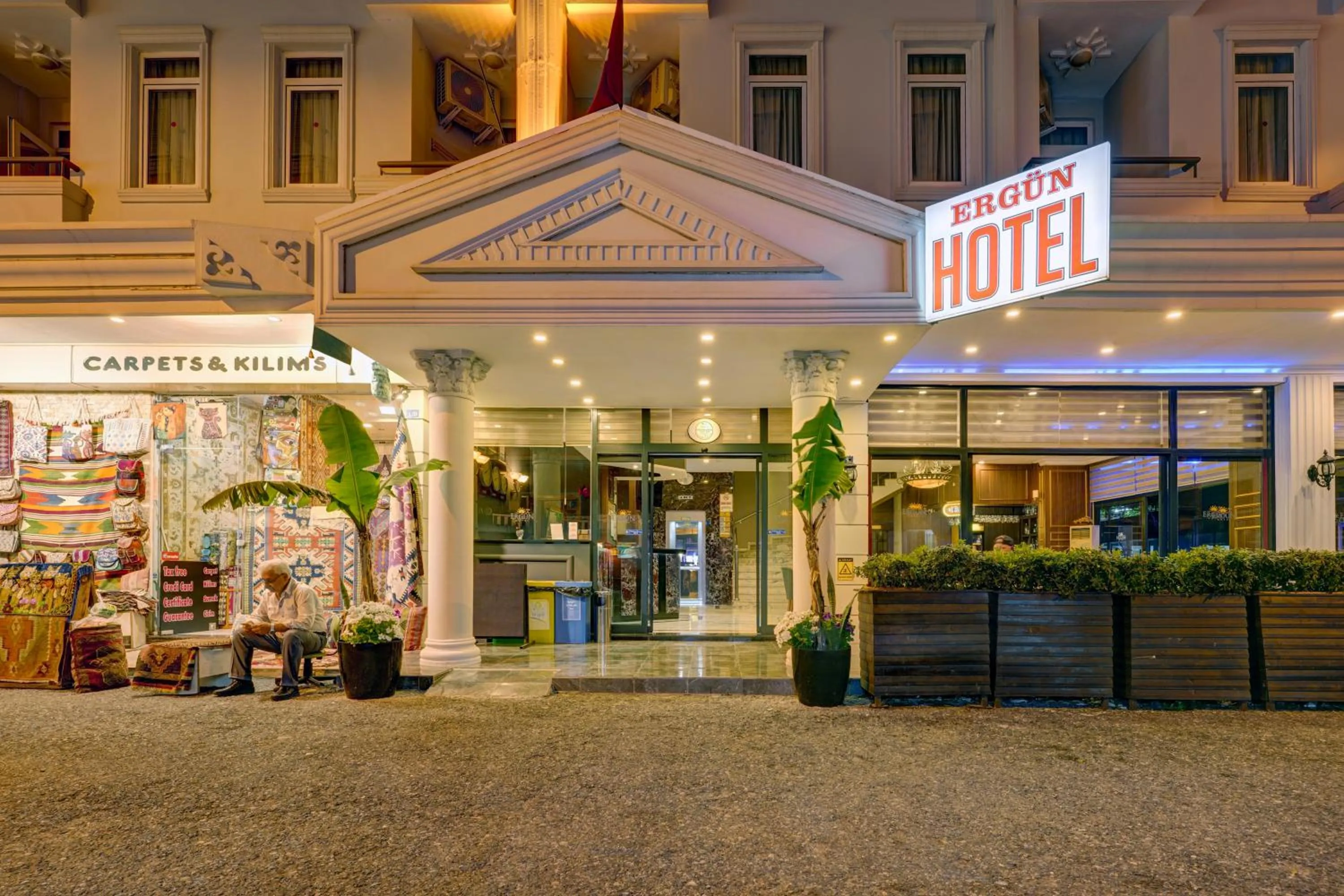 Property building in ERGÜN OTEL