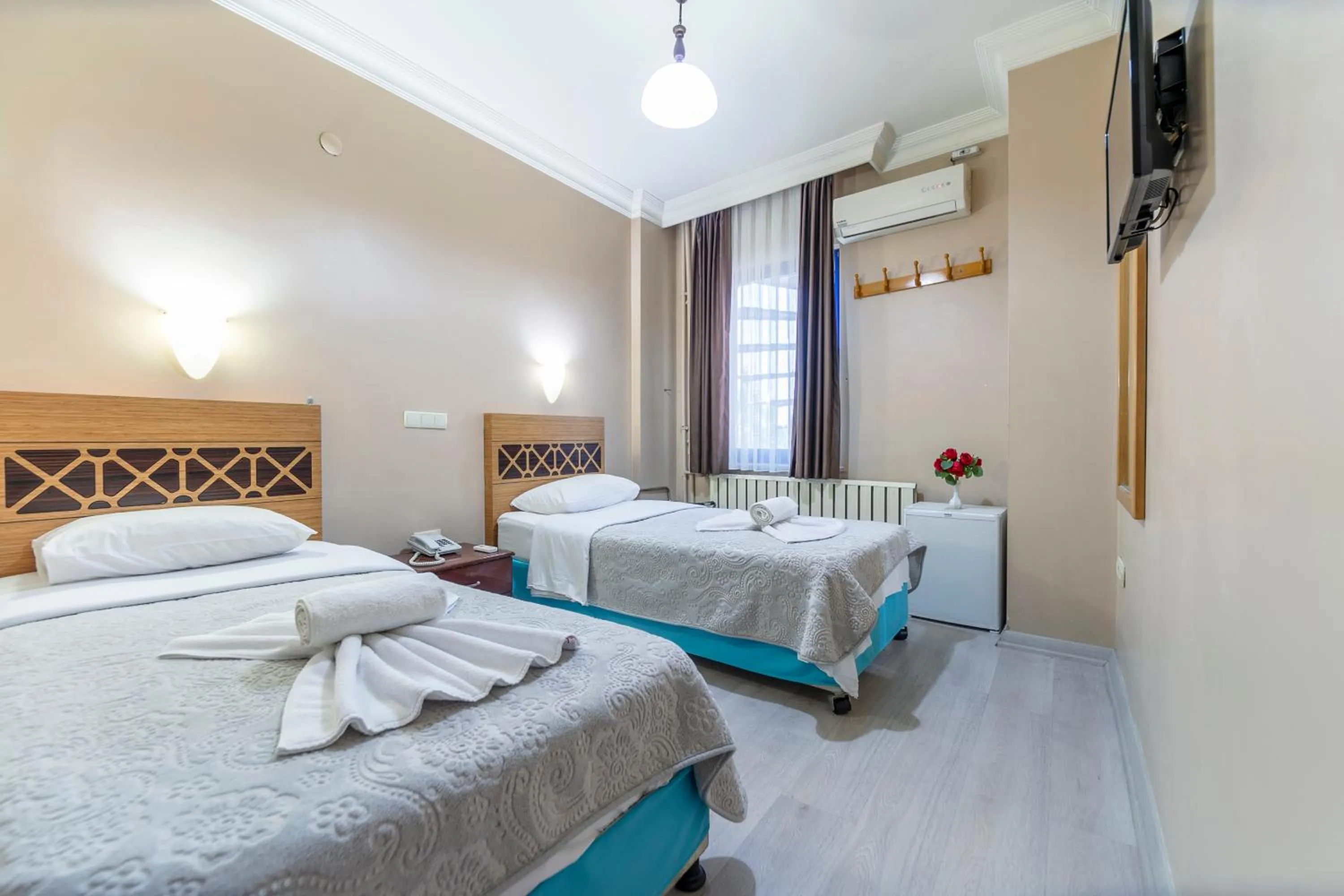 TV and multimedia, Bed in OTEL ÜMIT İSTANBUL