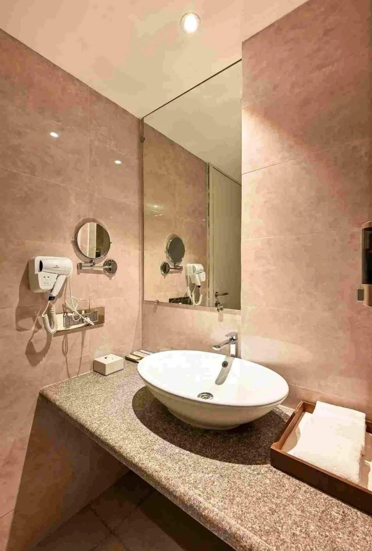 Bathroom in Effotel by Sayaji Sarola
