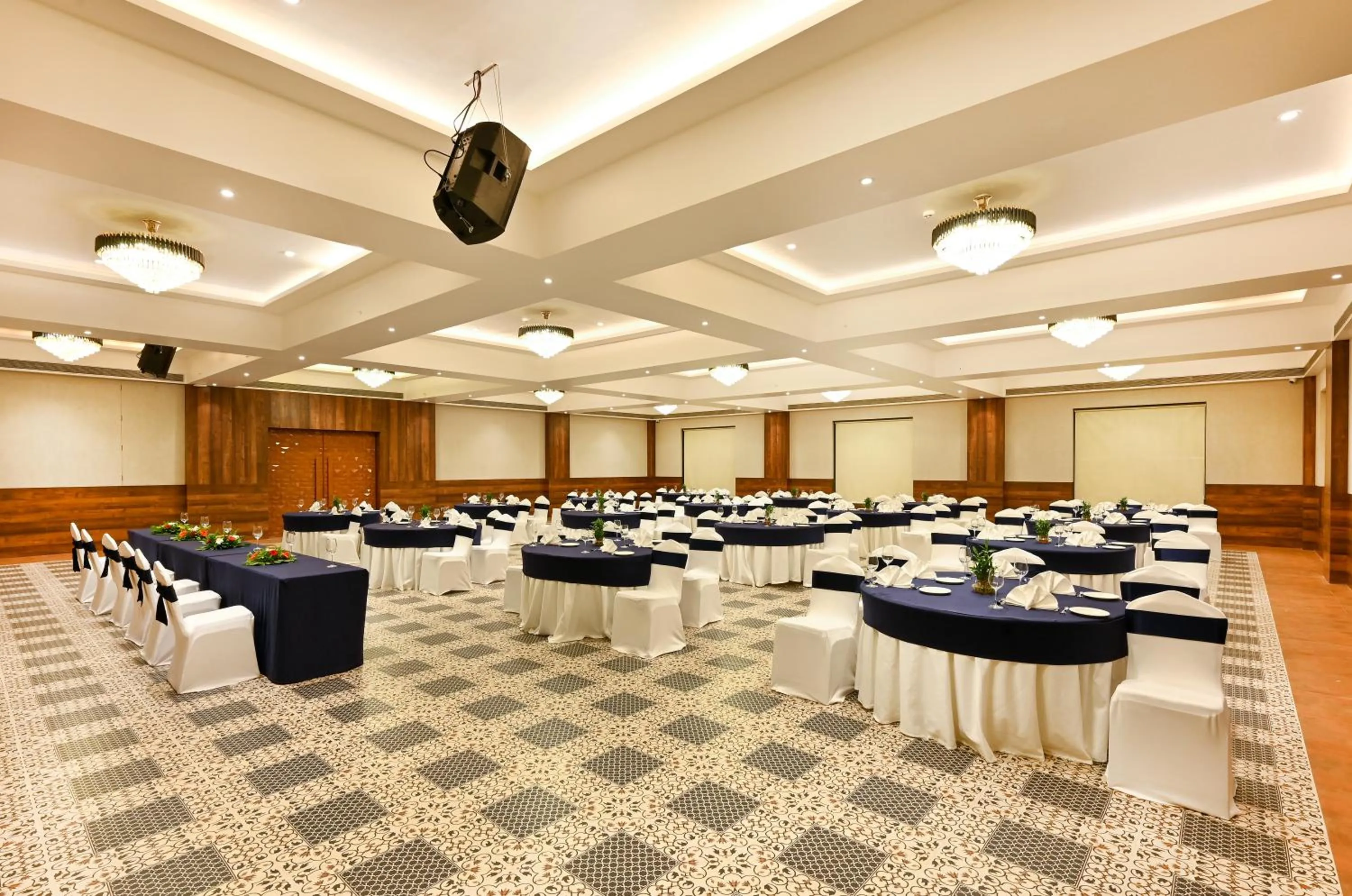 Banquet/Function facilities in Effotel by Sayaji Sarola