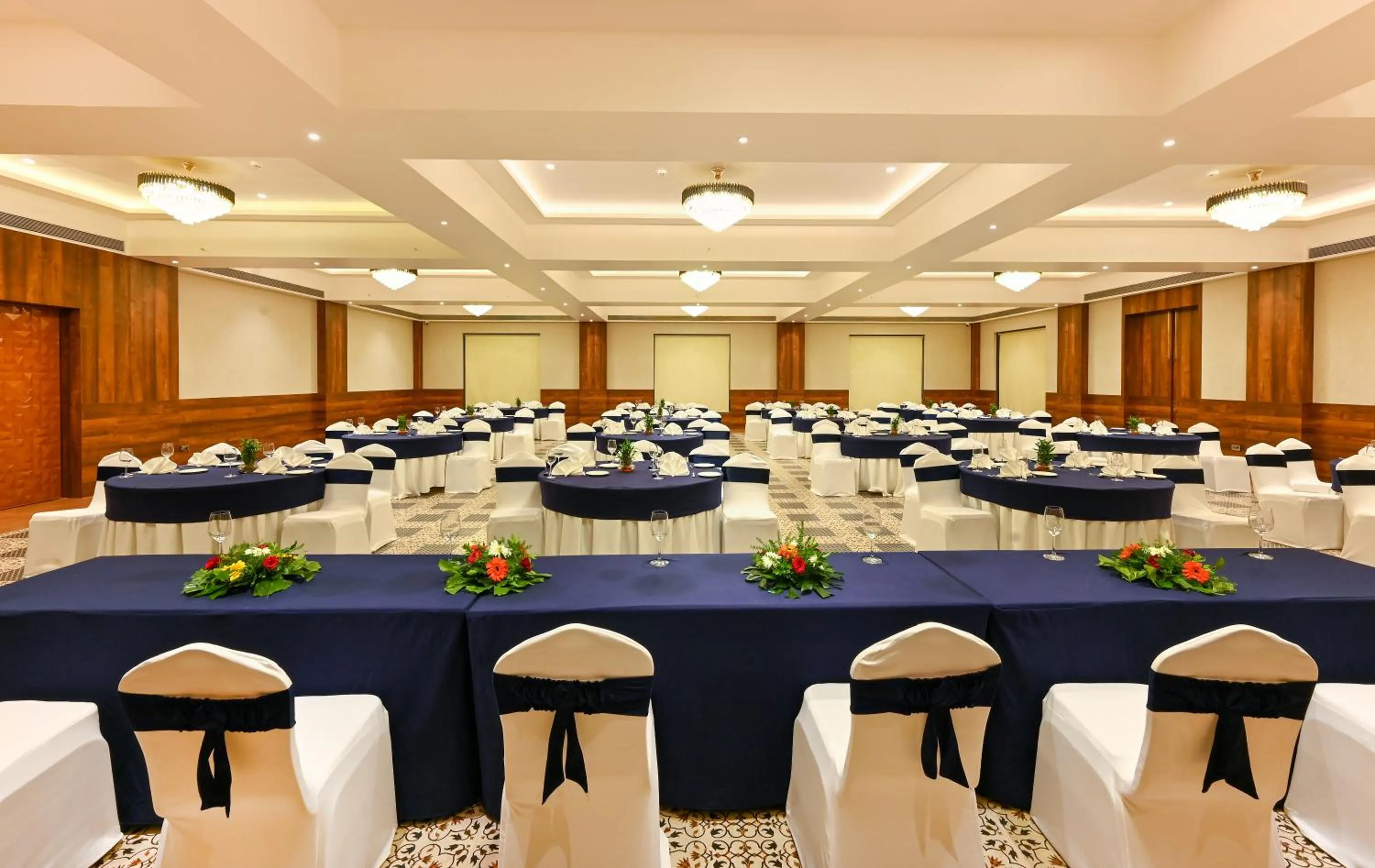 Banquet/Function facilities in Effotel by Sayaji Sarola