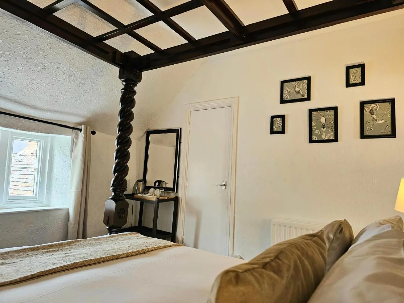 Double Room in College Arms