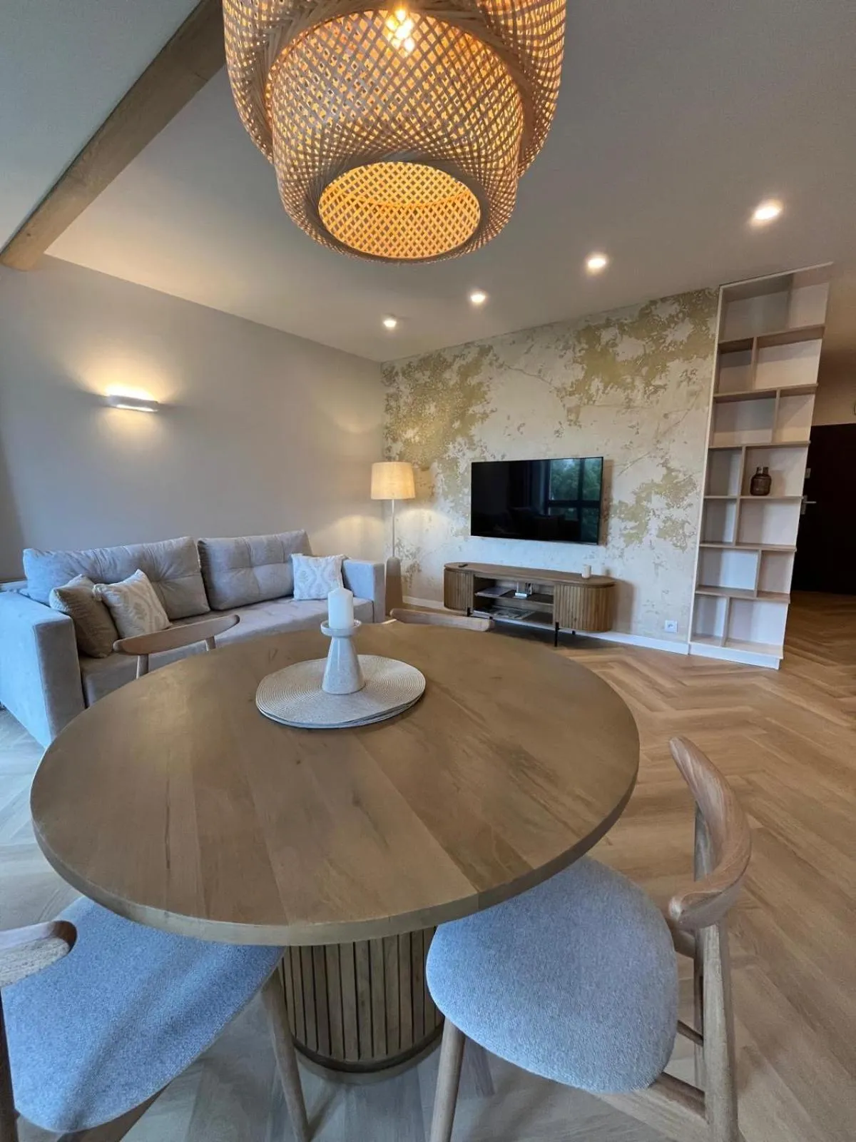 Communal lounge/ TV room in Aura Medical SPA Nałęczów