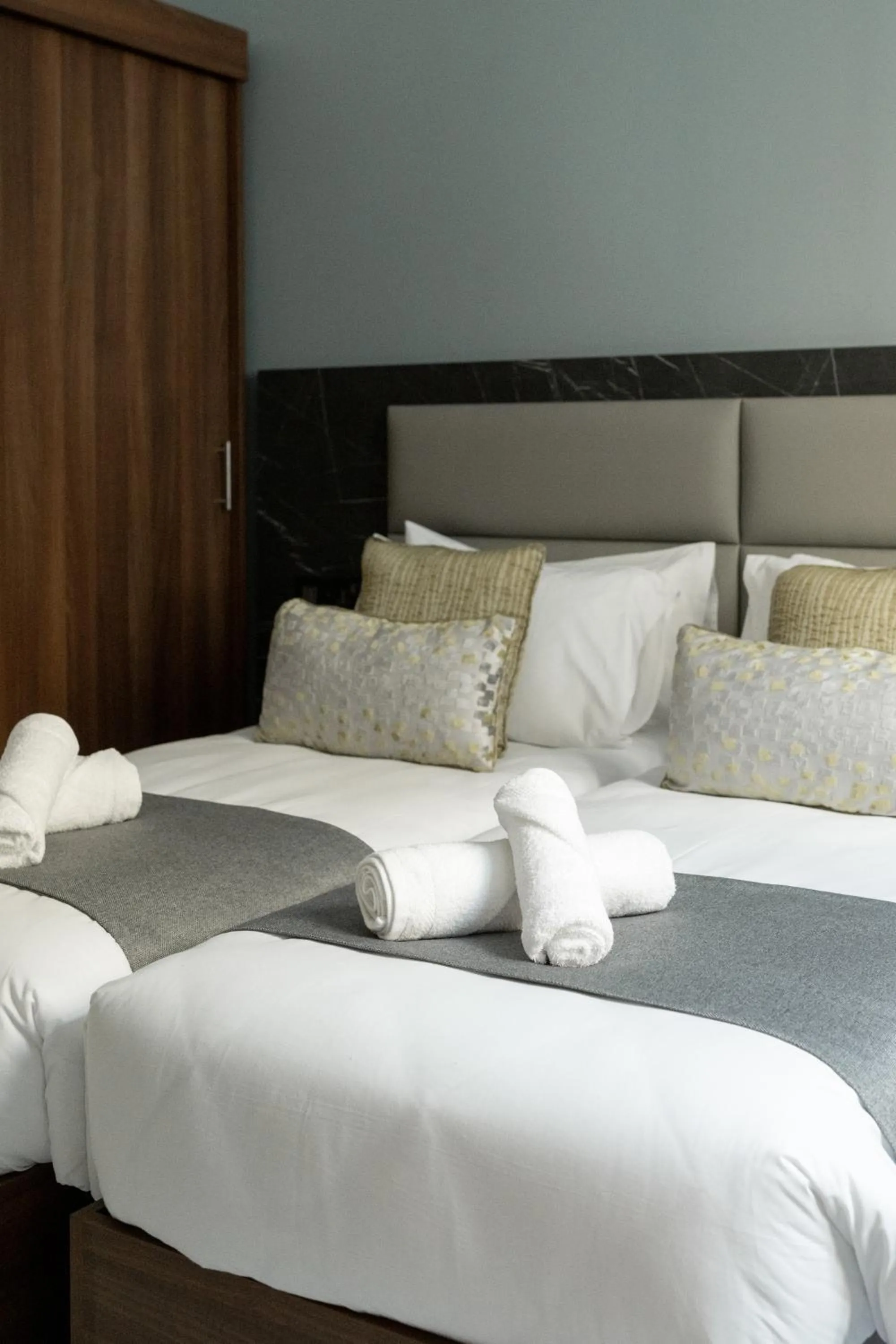 Bed in Marea Central Apartments