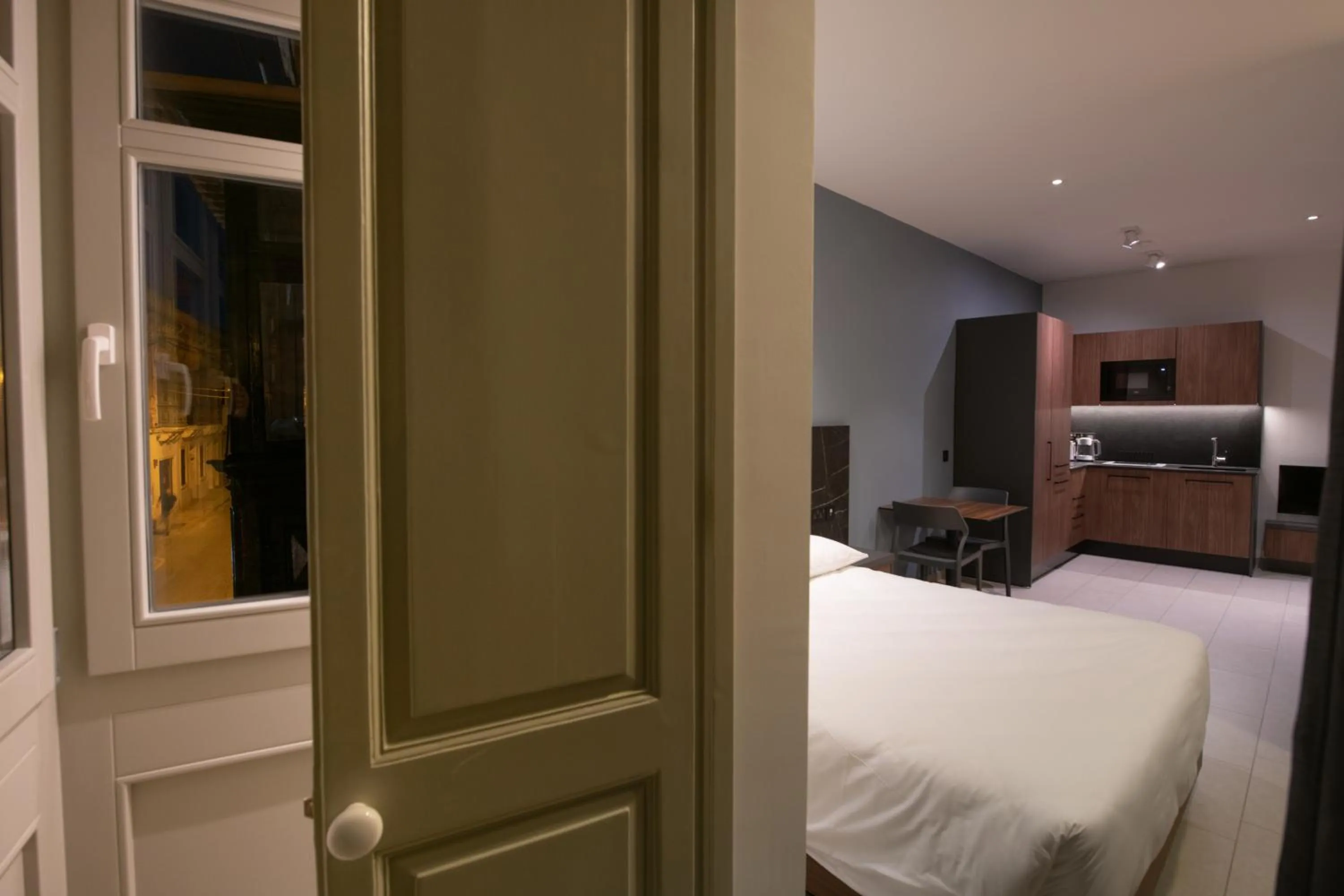 Photo of the whole room, Bed in Marea Central Apartments