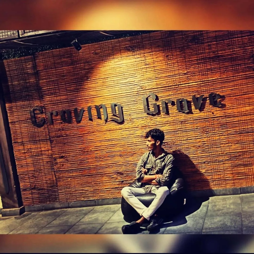 Restaurant/places to eat in Hotel Hirapanna