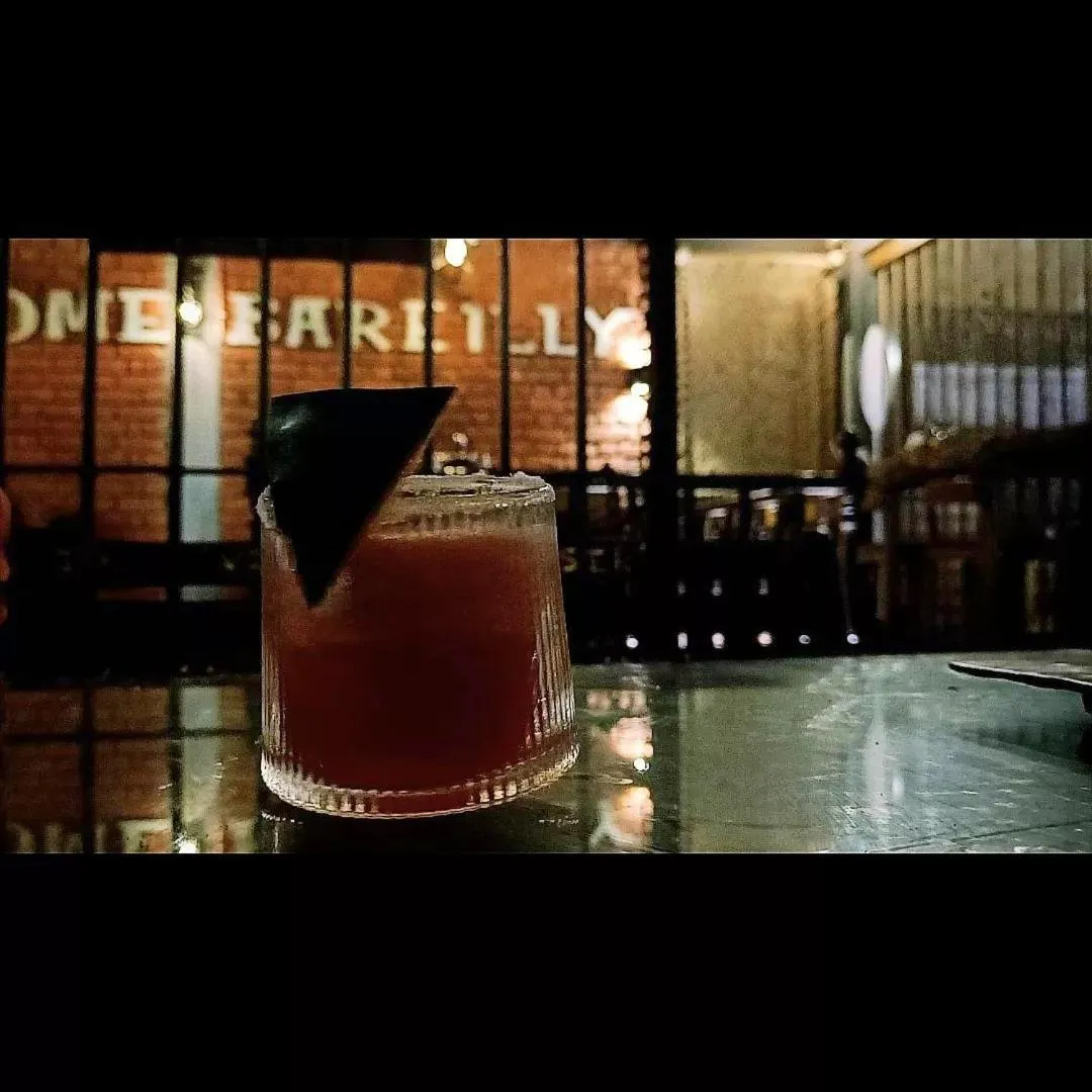 Restaurant/places to eat in Hotel Hirapanna