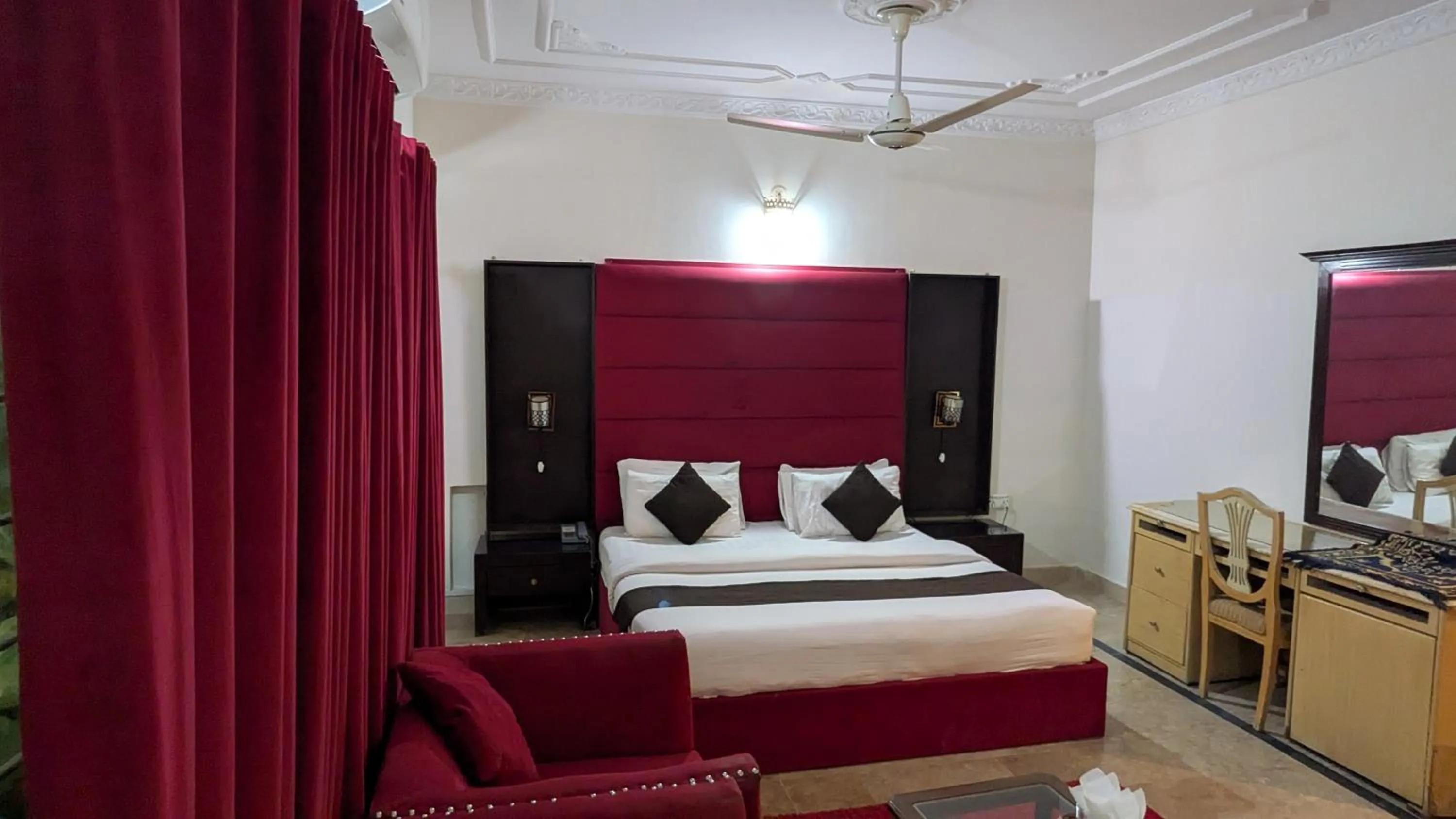 Bed in Executive Royal Garden