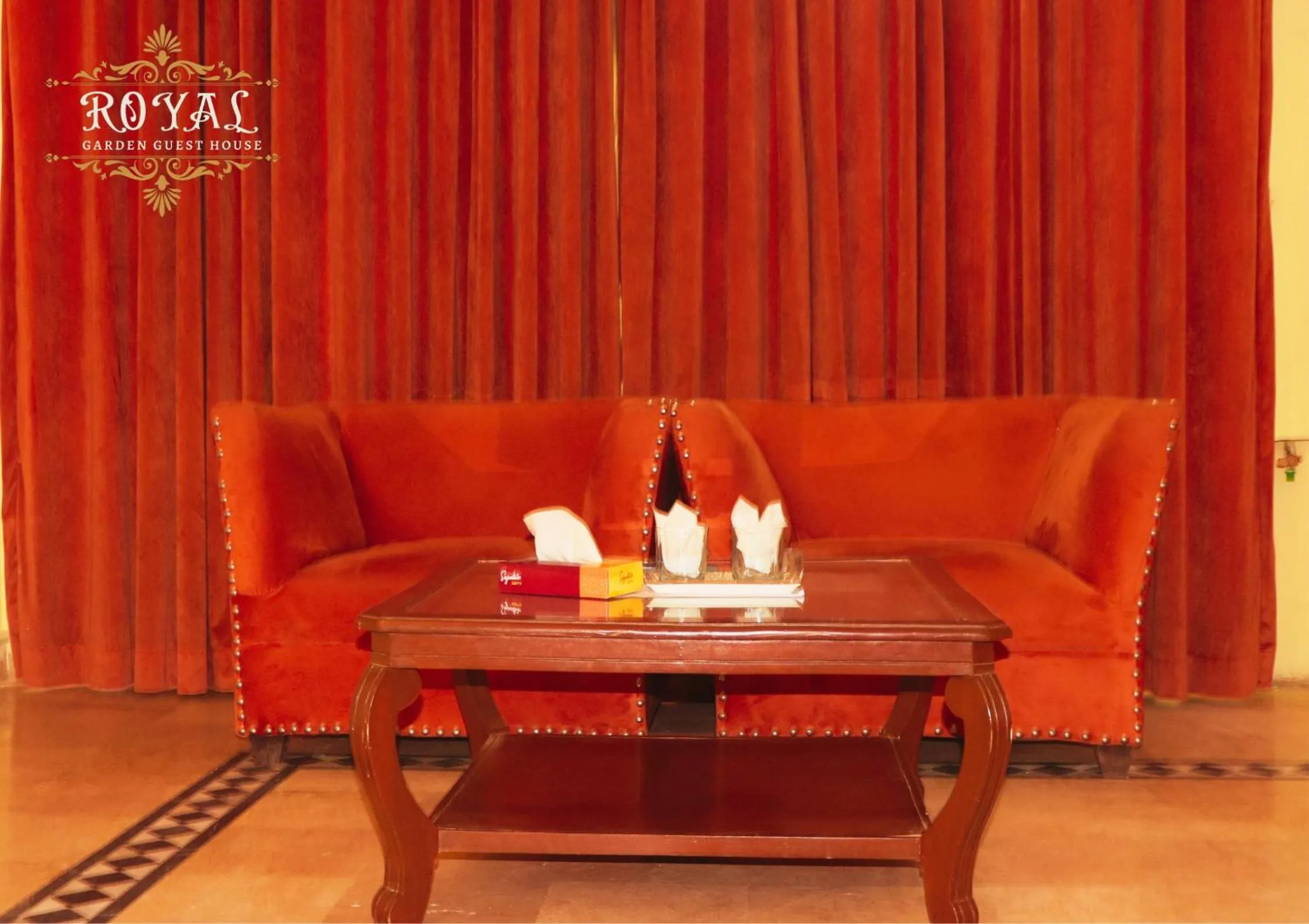 Executive Royal Garden