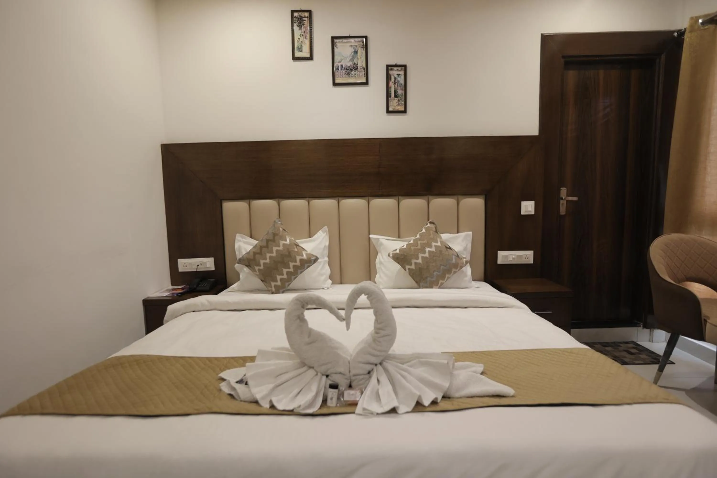 StudioZ Paradise Hills Mussoorie