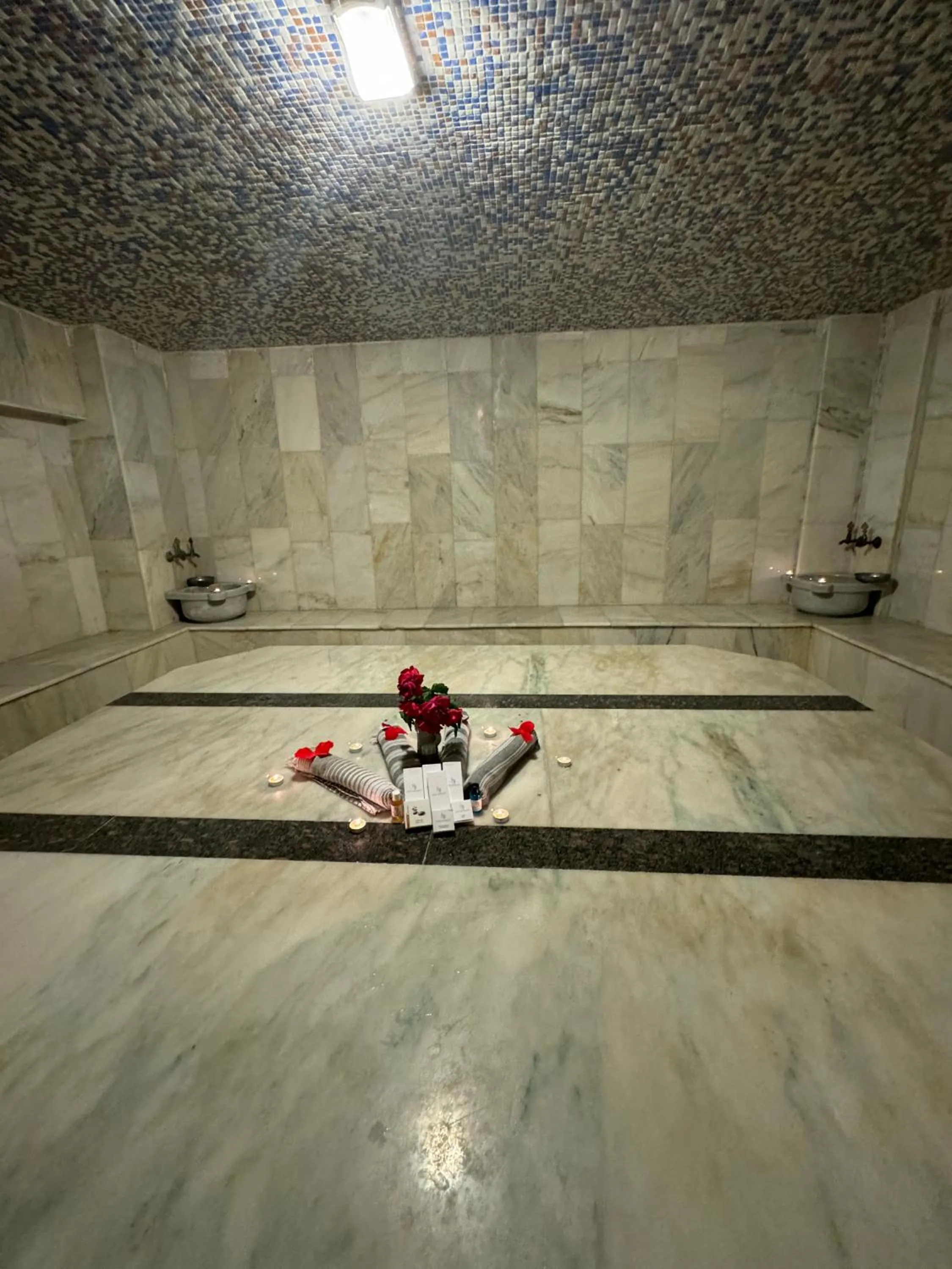 Public Bath in Far Life Hotel