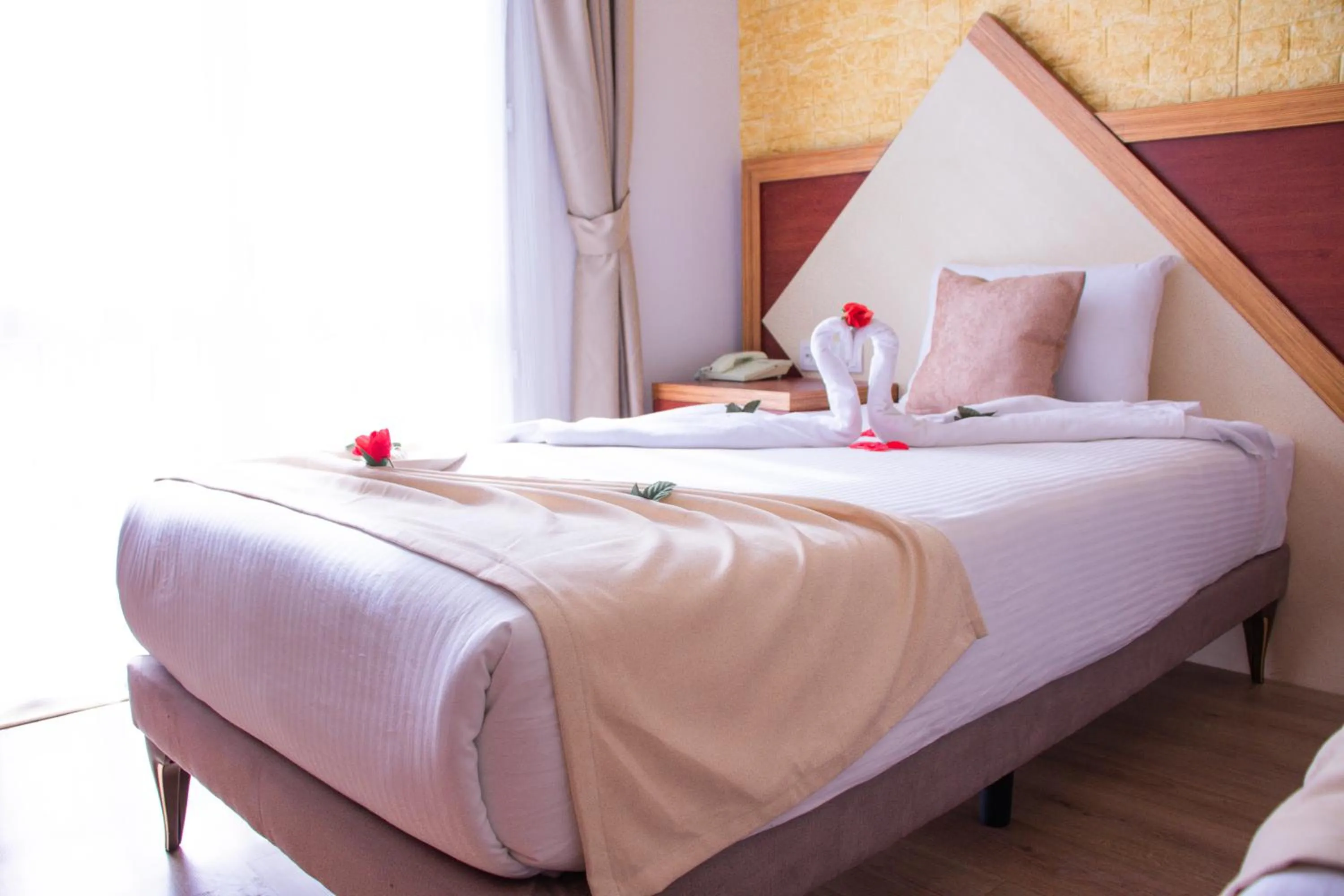 Bed in Far Life Hotel