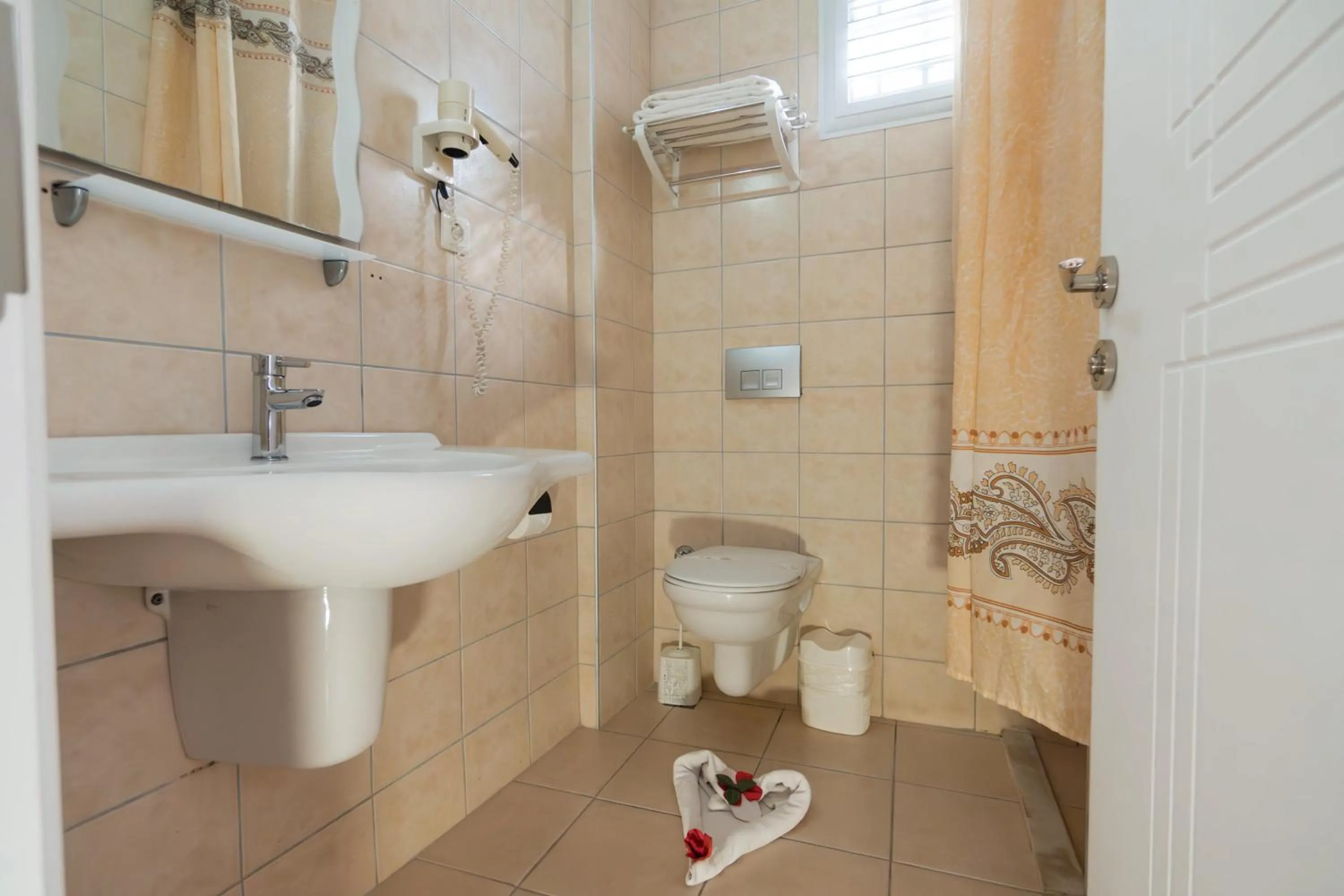 Bathroom in Far Life Hotel