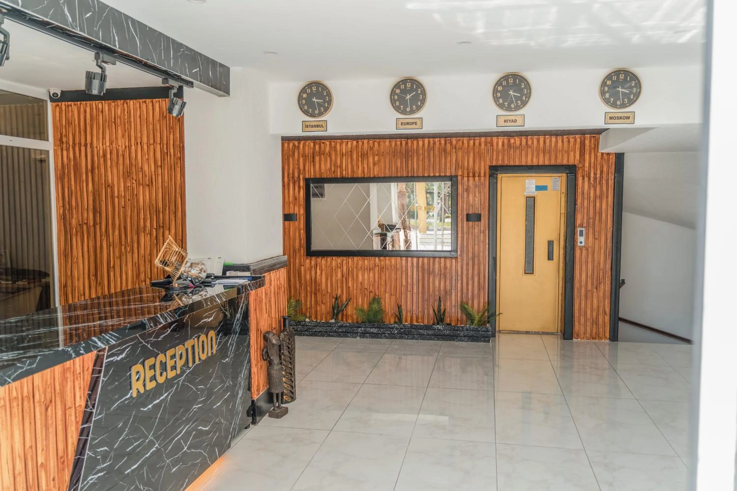 Lobby or reception in Far Life Hotel