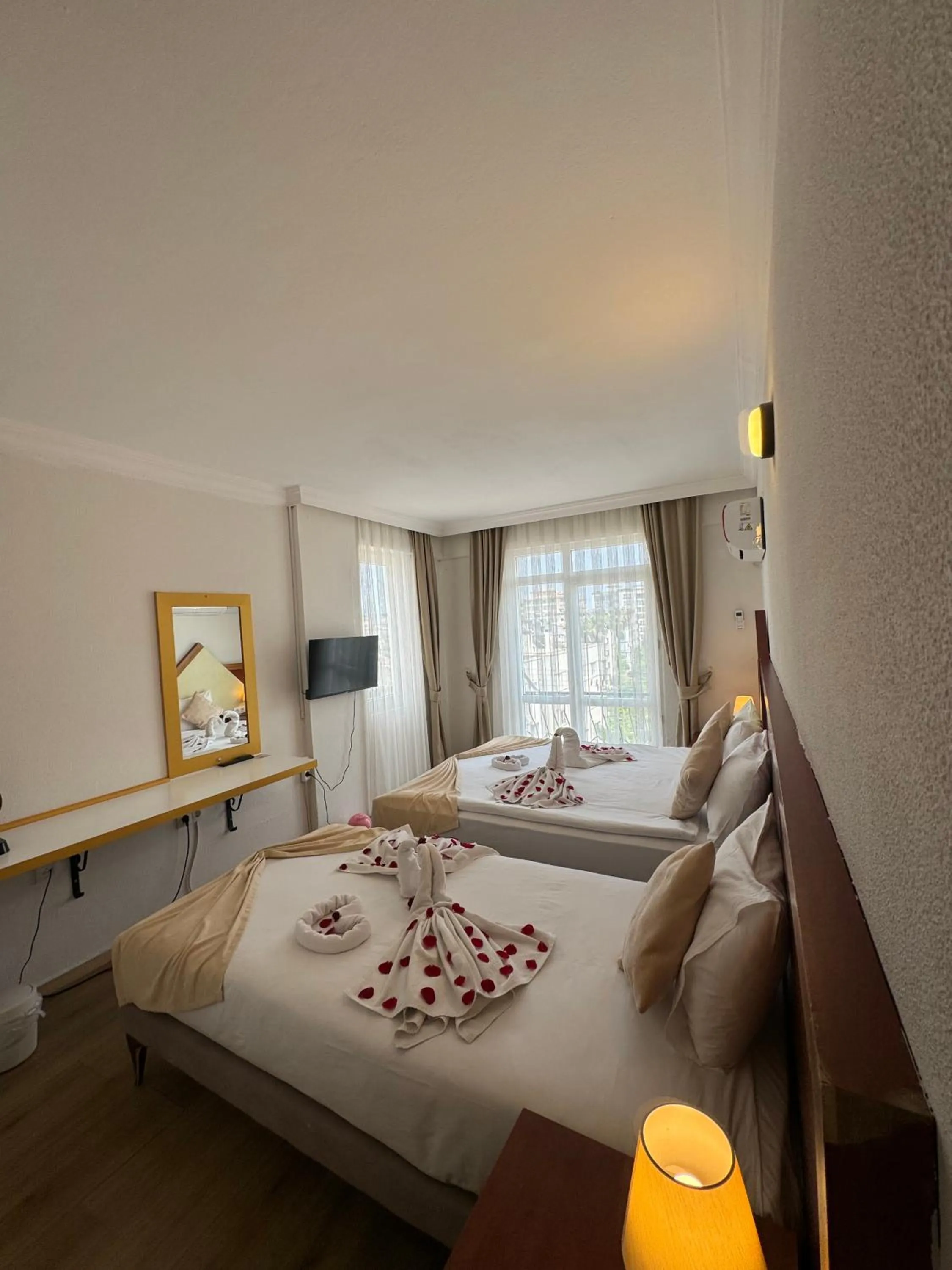 Bed in Far Life Hotel