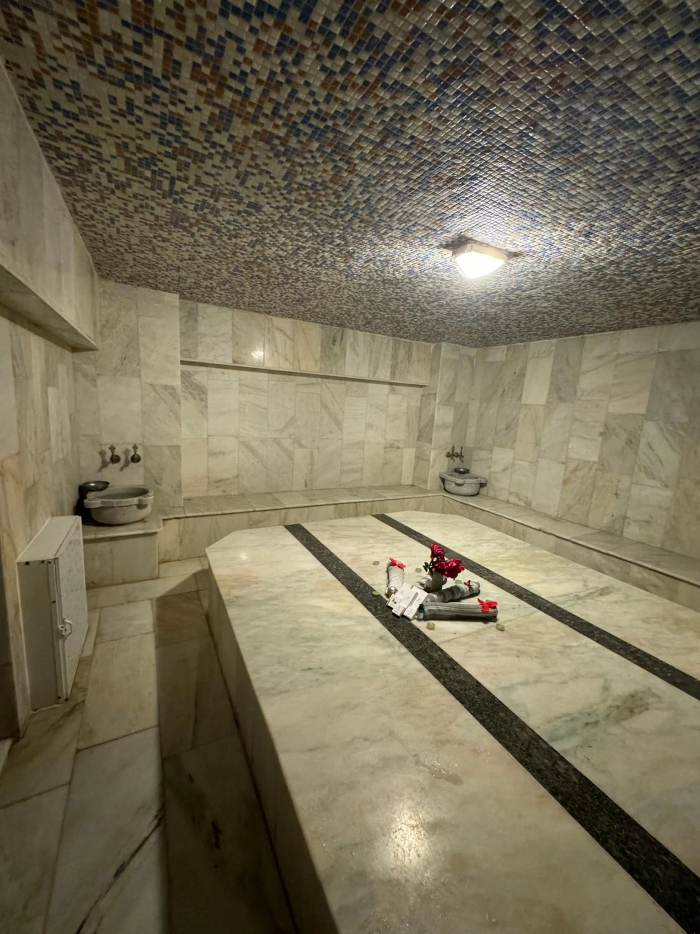 Public Bath in Far Life Hotel