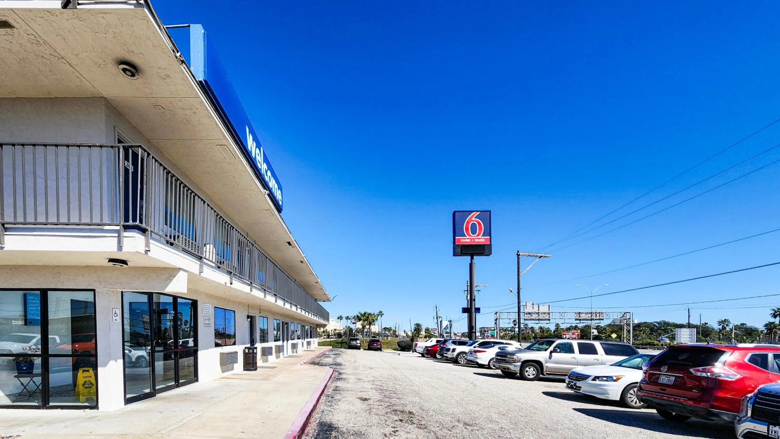 Studio 6 Galveston TX