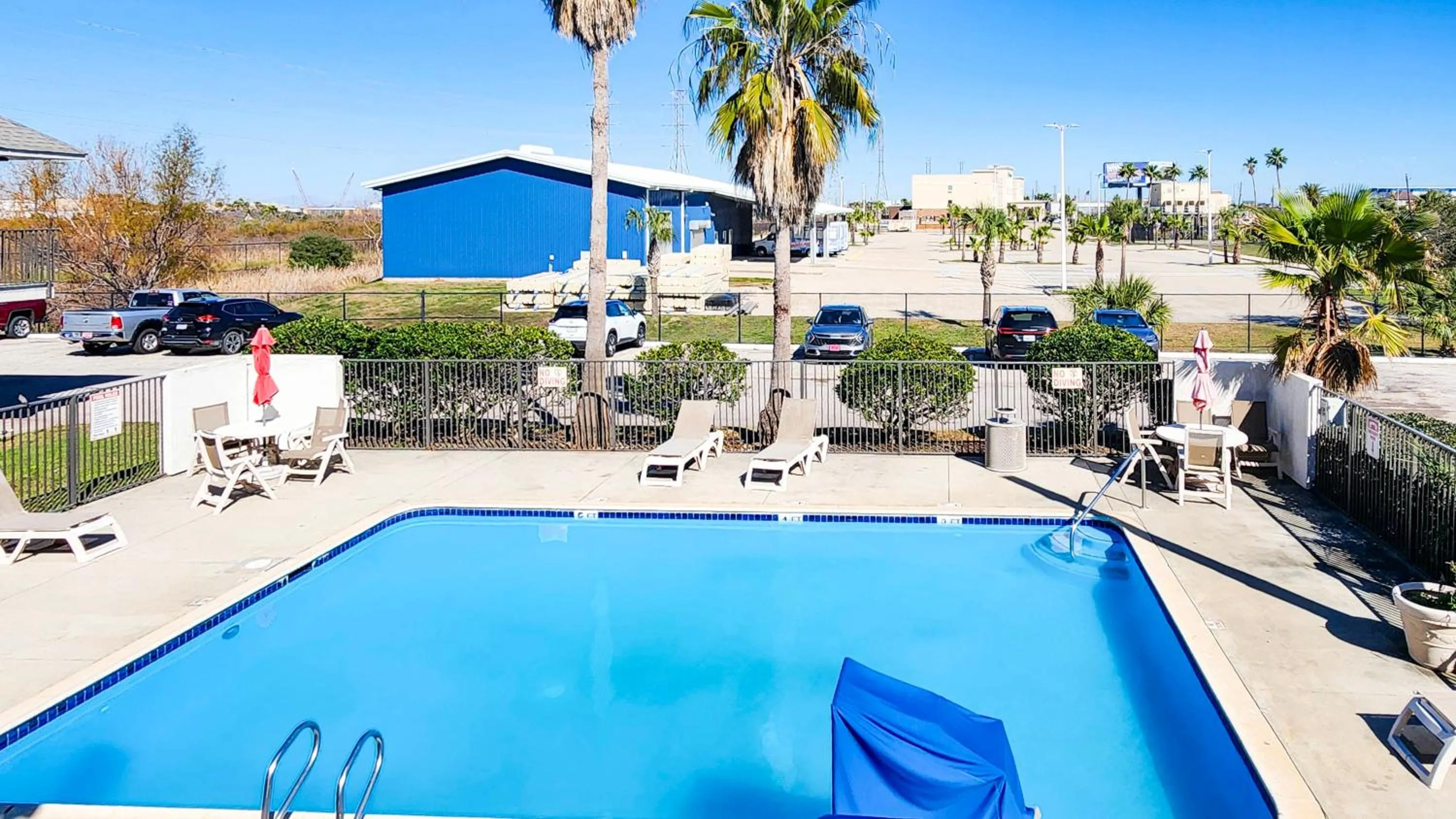 Studio 6 Galveston TX