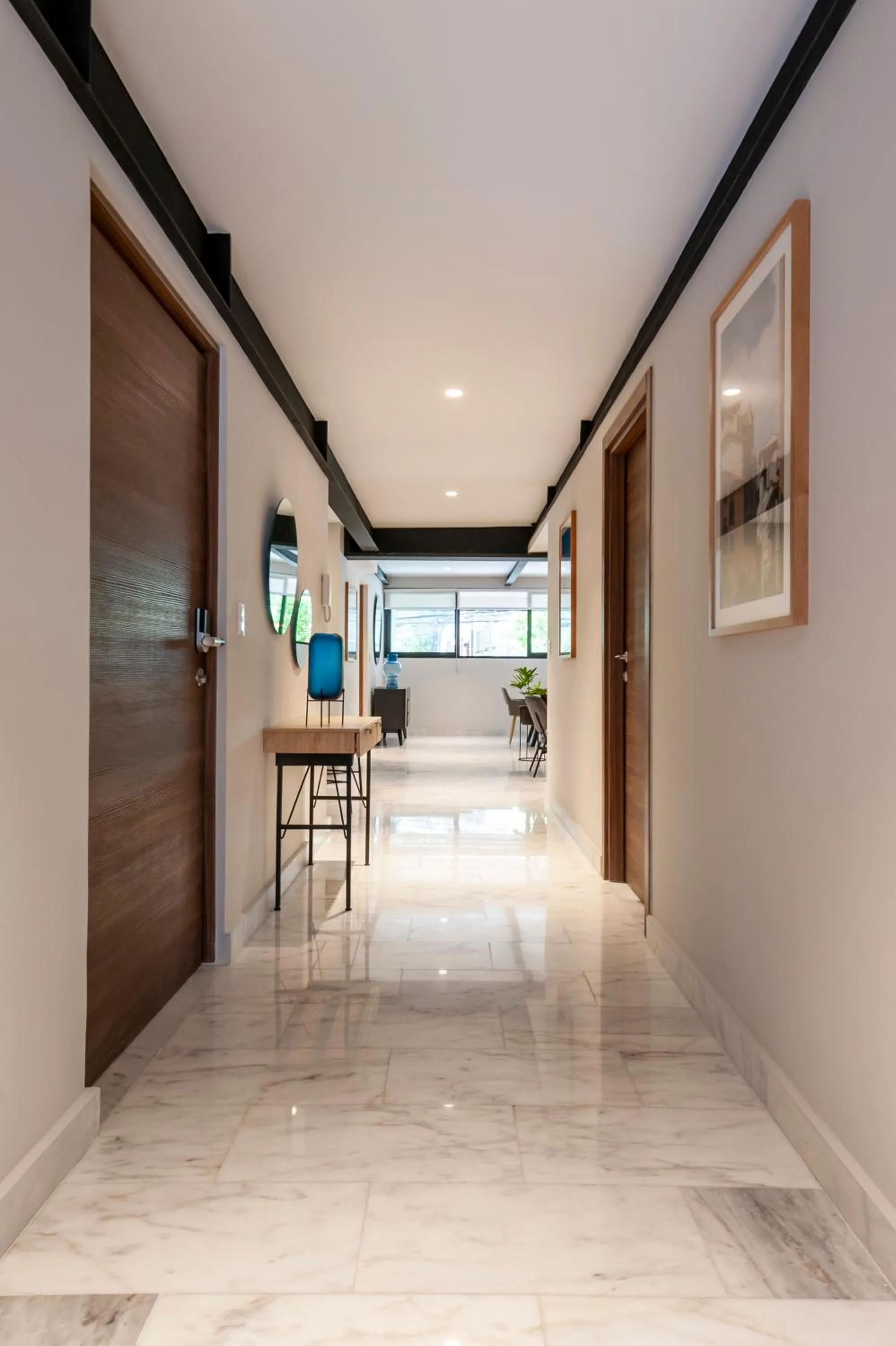 Photo of the whole room in Arquimedes 138 by Wynwood House