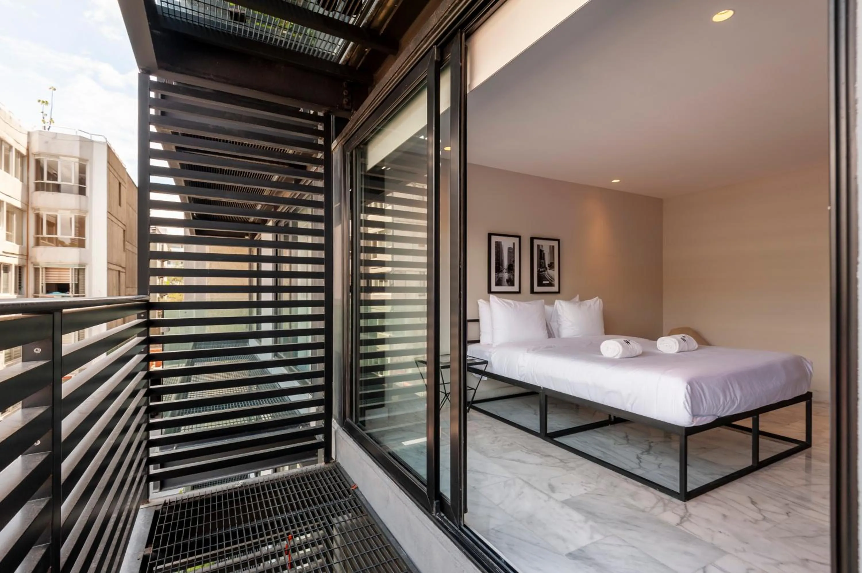 Bedroom in Arquimedes 138 by Wynwood House