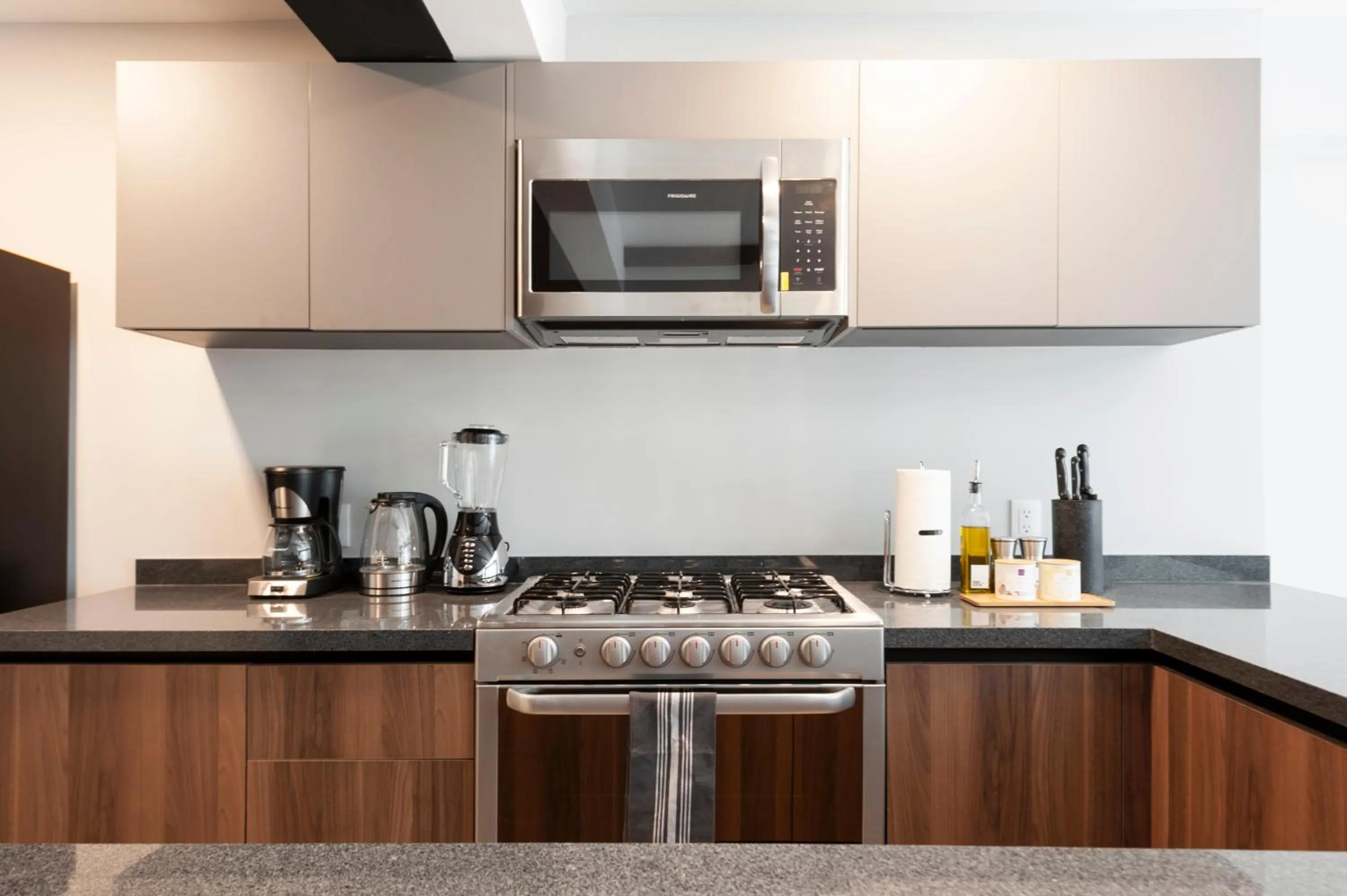 Kitchen or kitchenette in Arquimedes 138 by Wynwood House