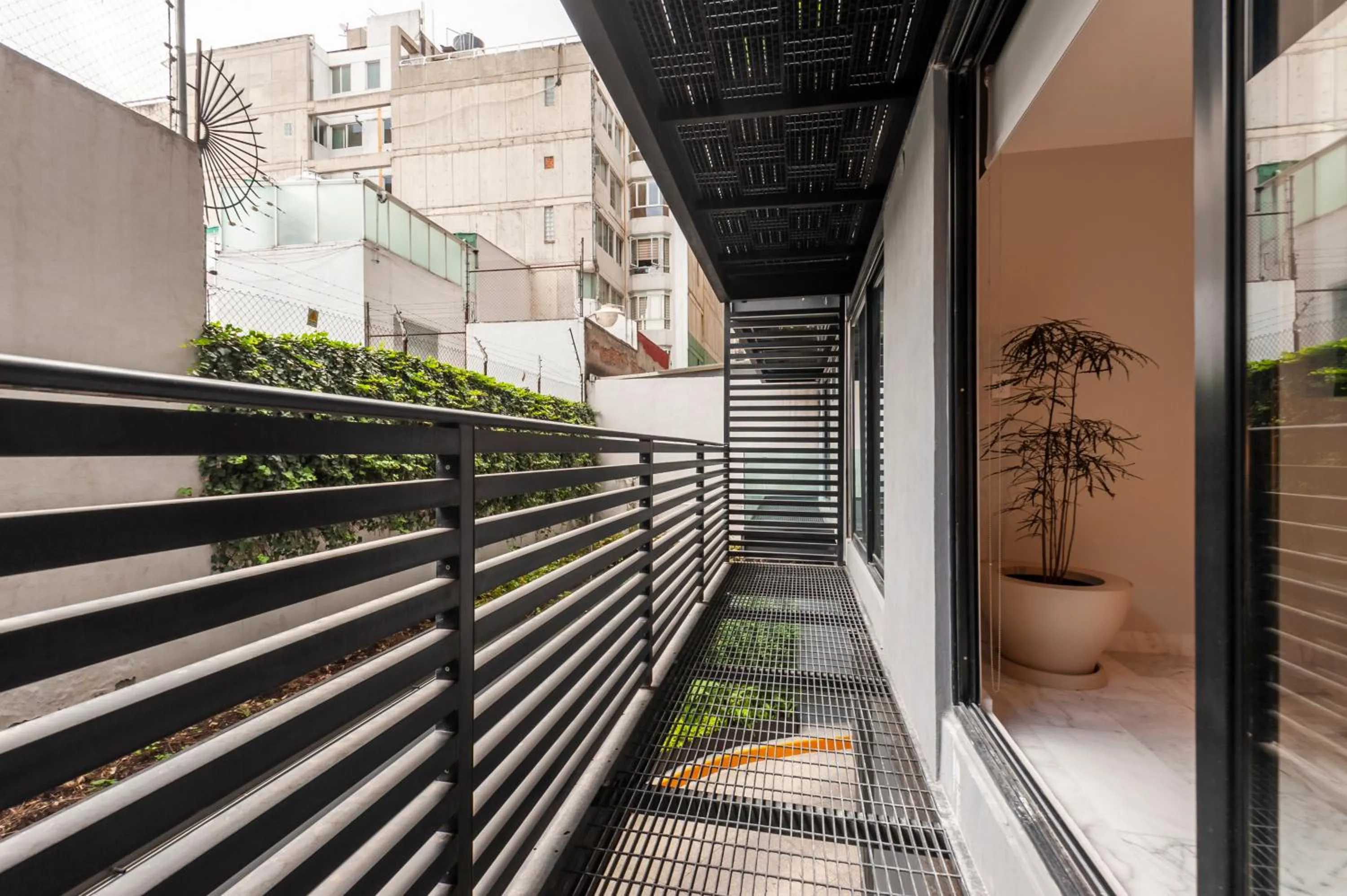 Balcony/Terrace in Arquimedes 138 by Wynwood House