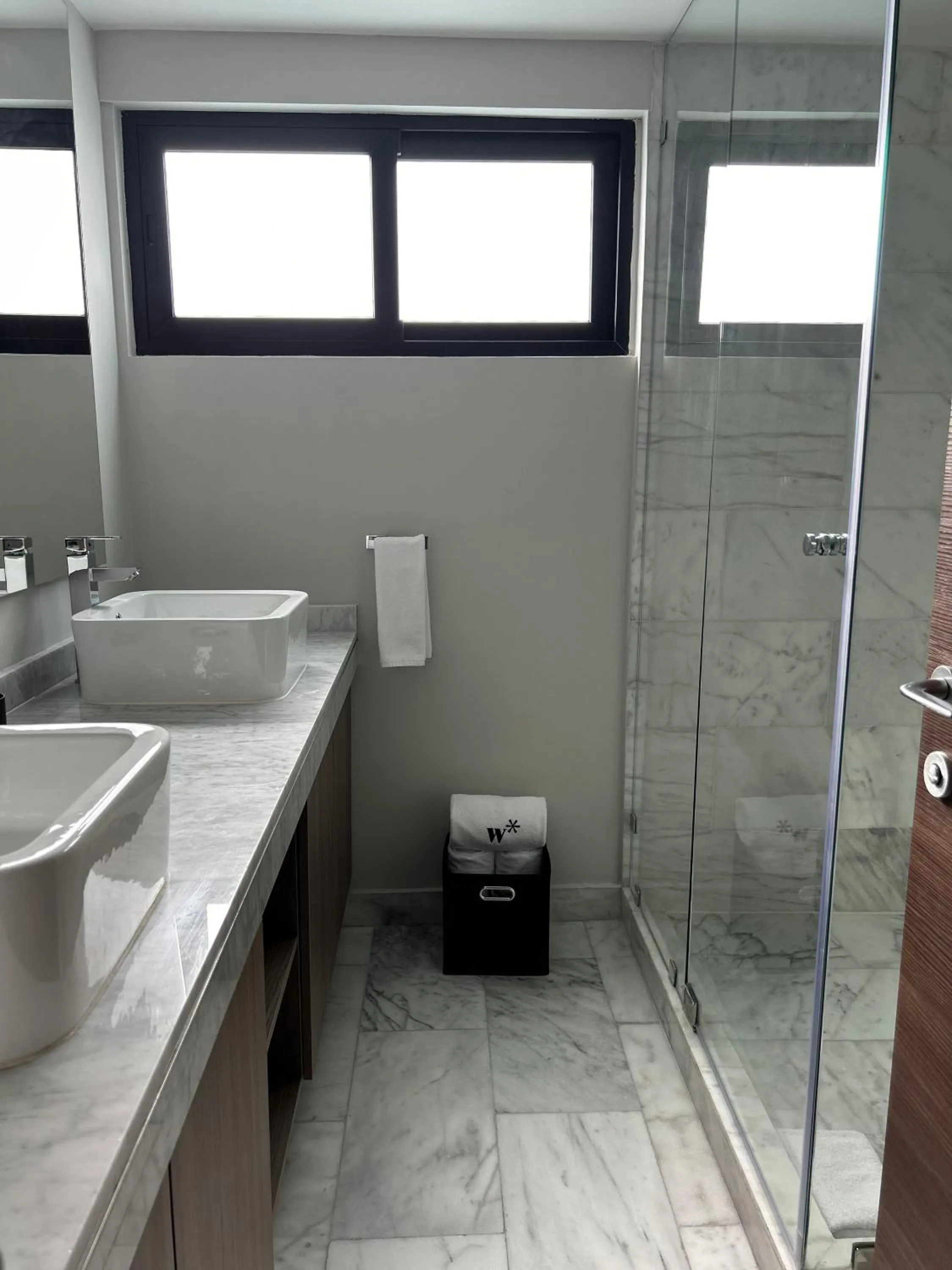 Bathroom in Arquimedes 138 by Wynwood House