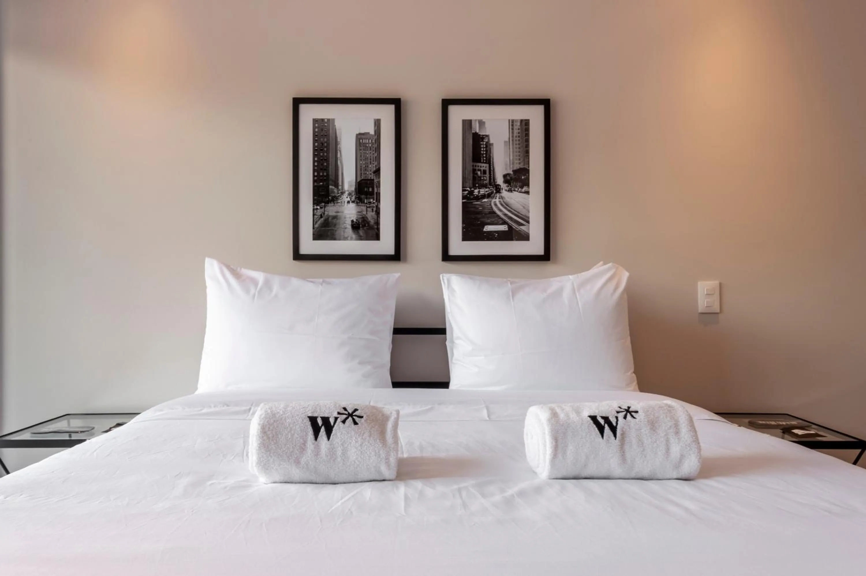 Bedroom in Arquimedes 138 by Wynwood House